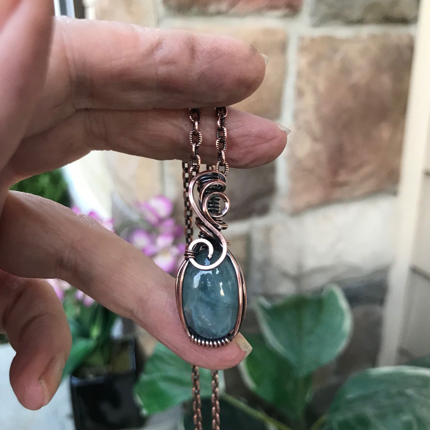 aquamarine small oval copper necklace