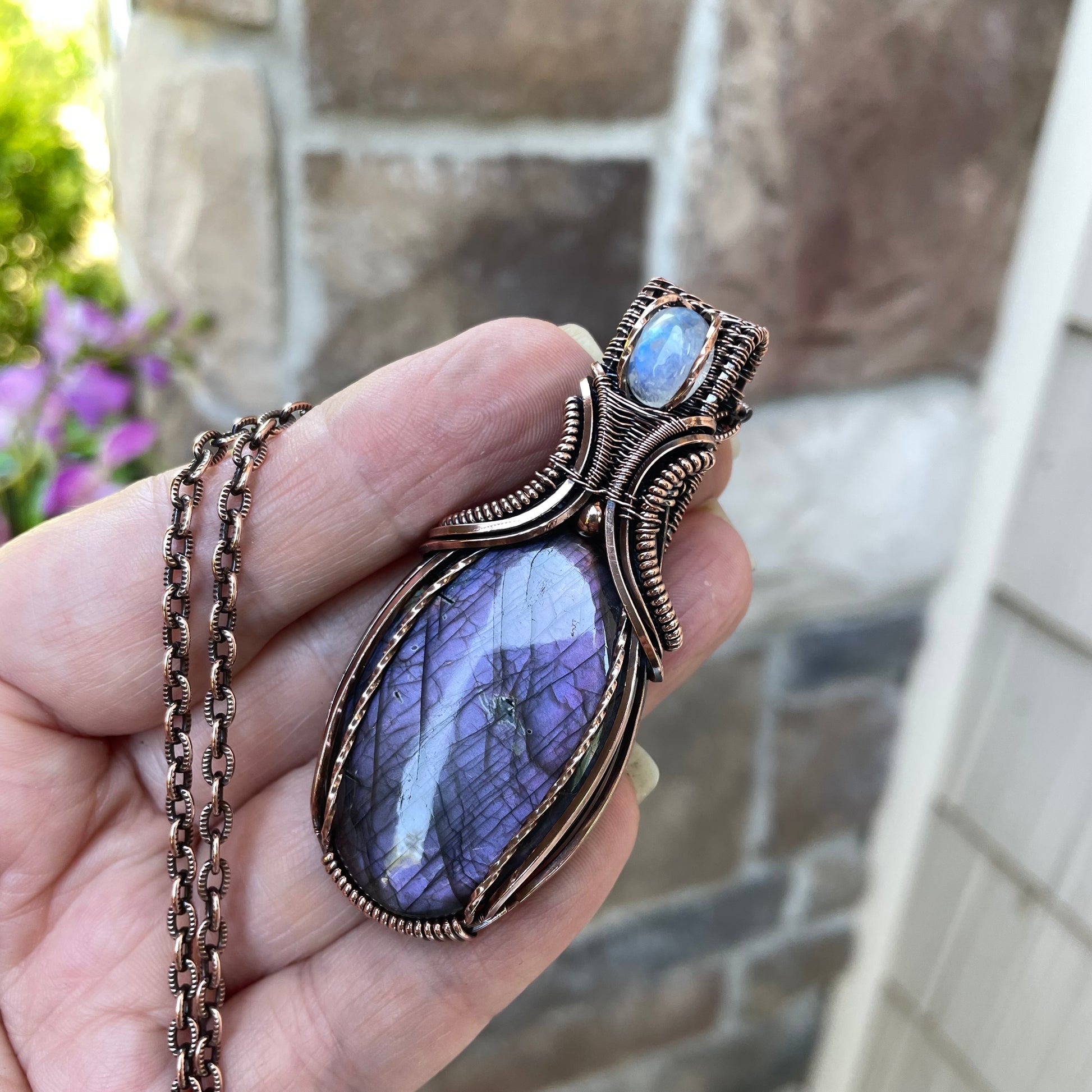 Purple Labradorite & Moonstone Oval Copper Necklace with Weaving