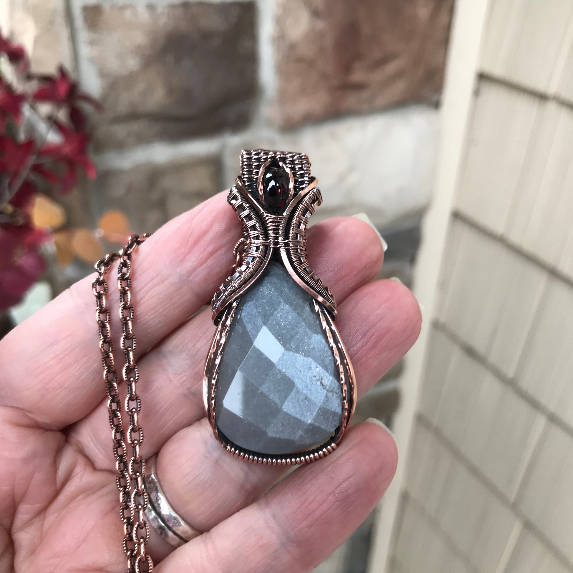 Gray Faceted Moonstone & Garnet Copper Pendant with Weaving