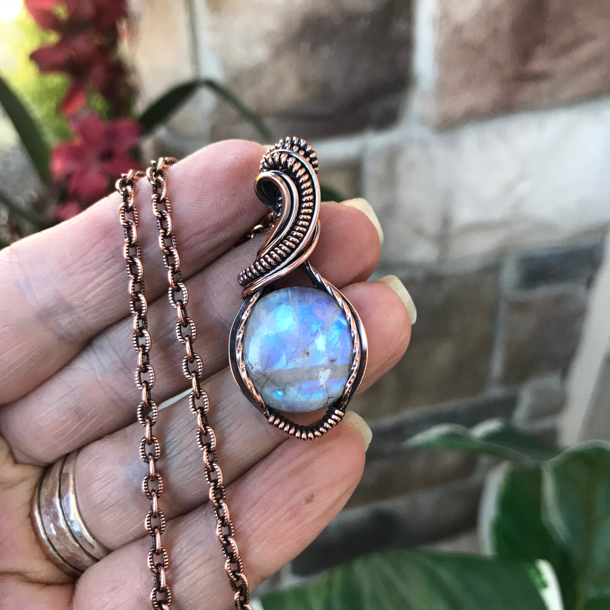 Blue Moonstone Round Copper Necklace