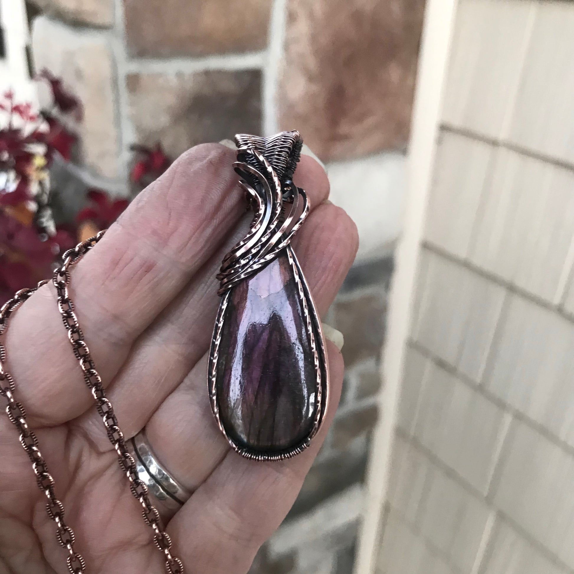 Mauve Purple Labradorite Copper Necklace