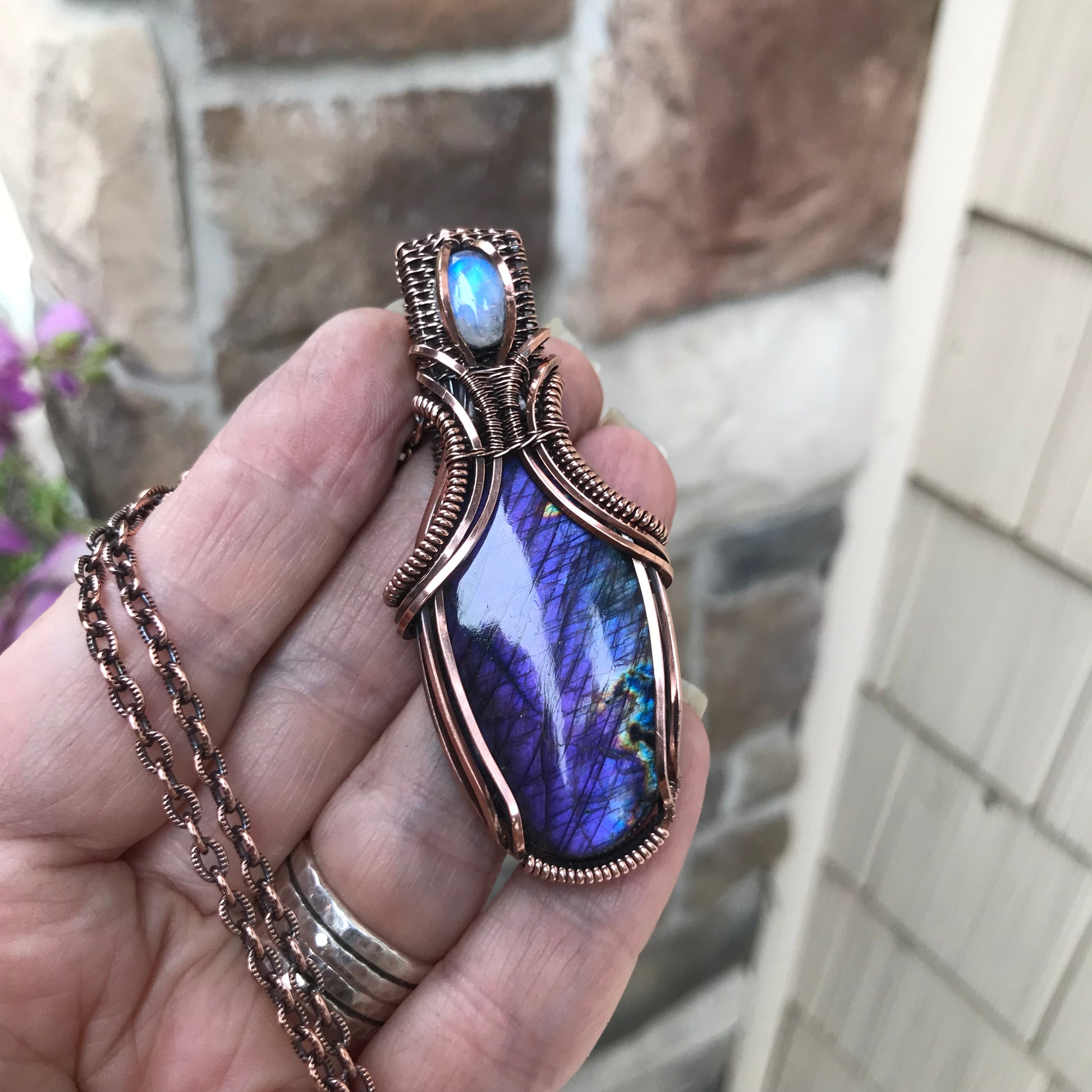 Purple Labradorite & Moonstone Oval Copper Necklace with Weaving