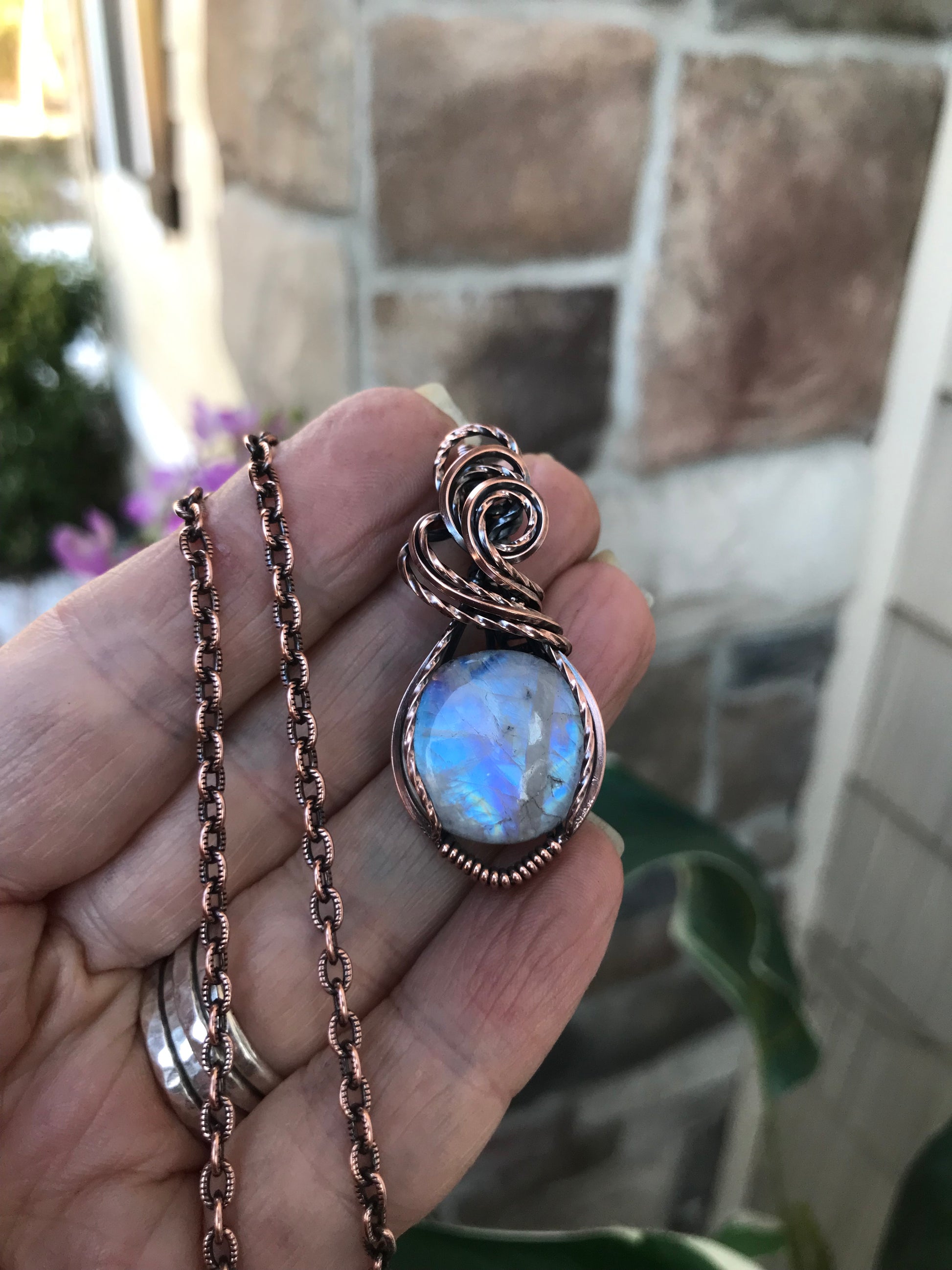 Blue Moonstone Round Copper Necklace