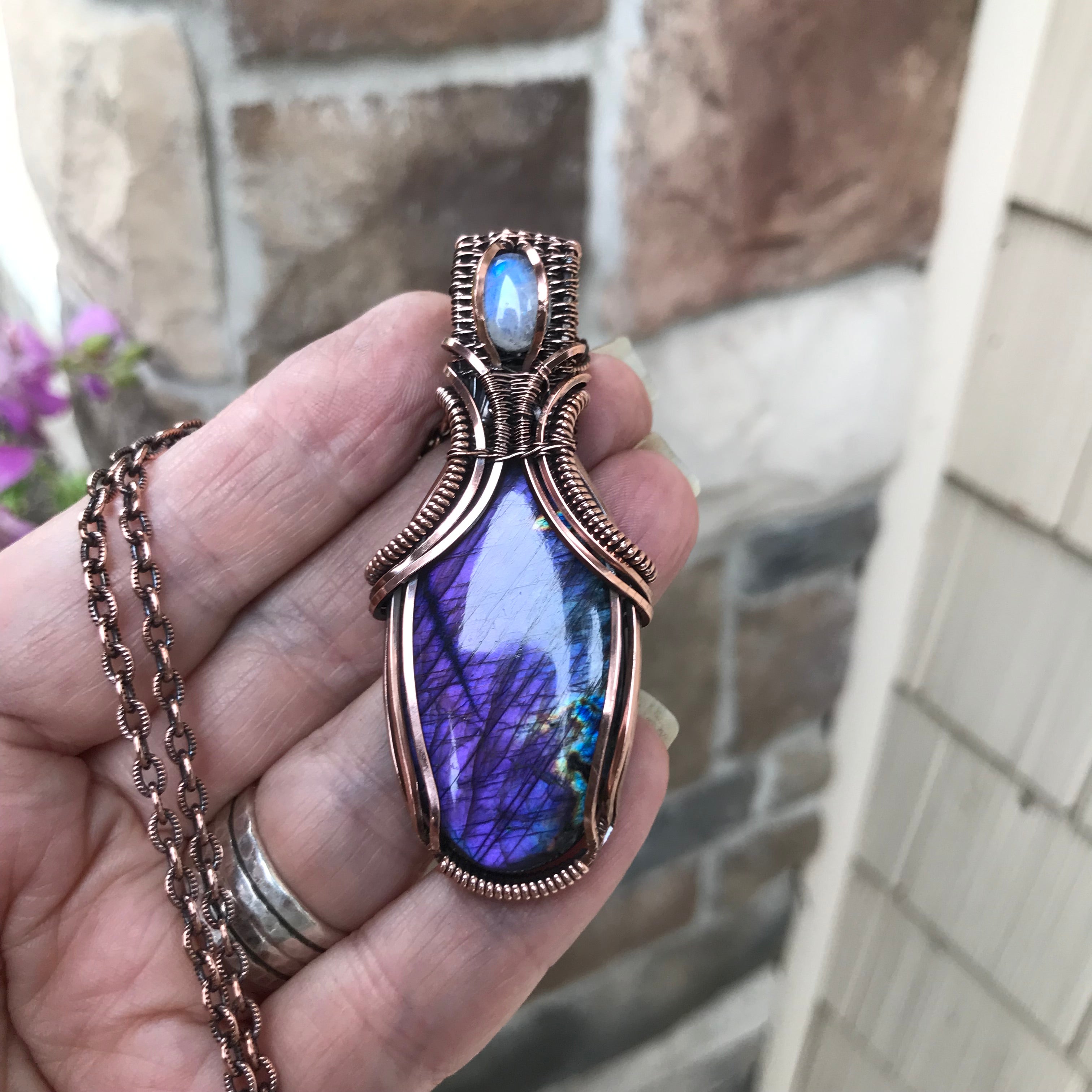 Purple Labradorite & Moonstone Oval Copper Necklace with Weaving