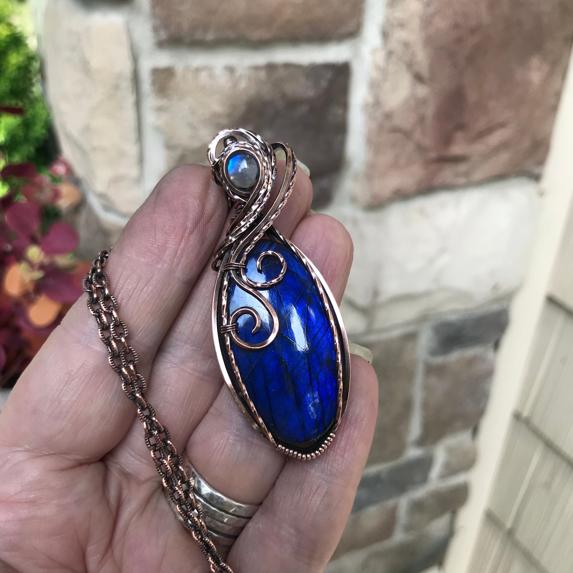 Electric Blue Labradorite Swirly Oval Copper Pendant
