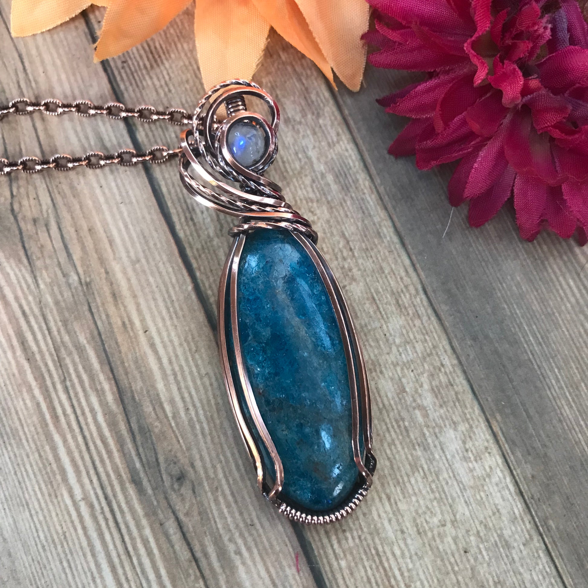 Apatite & Moonstone Slender Copper Necklace