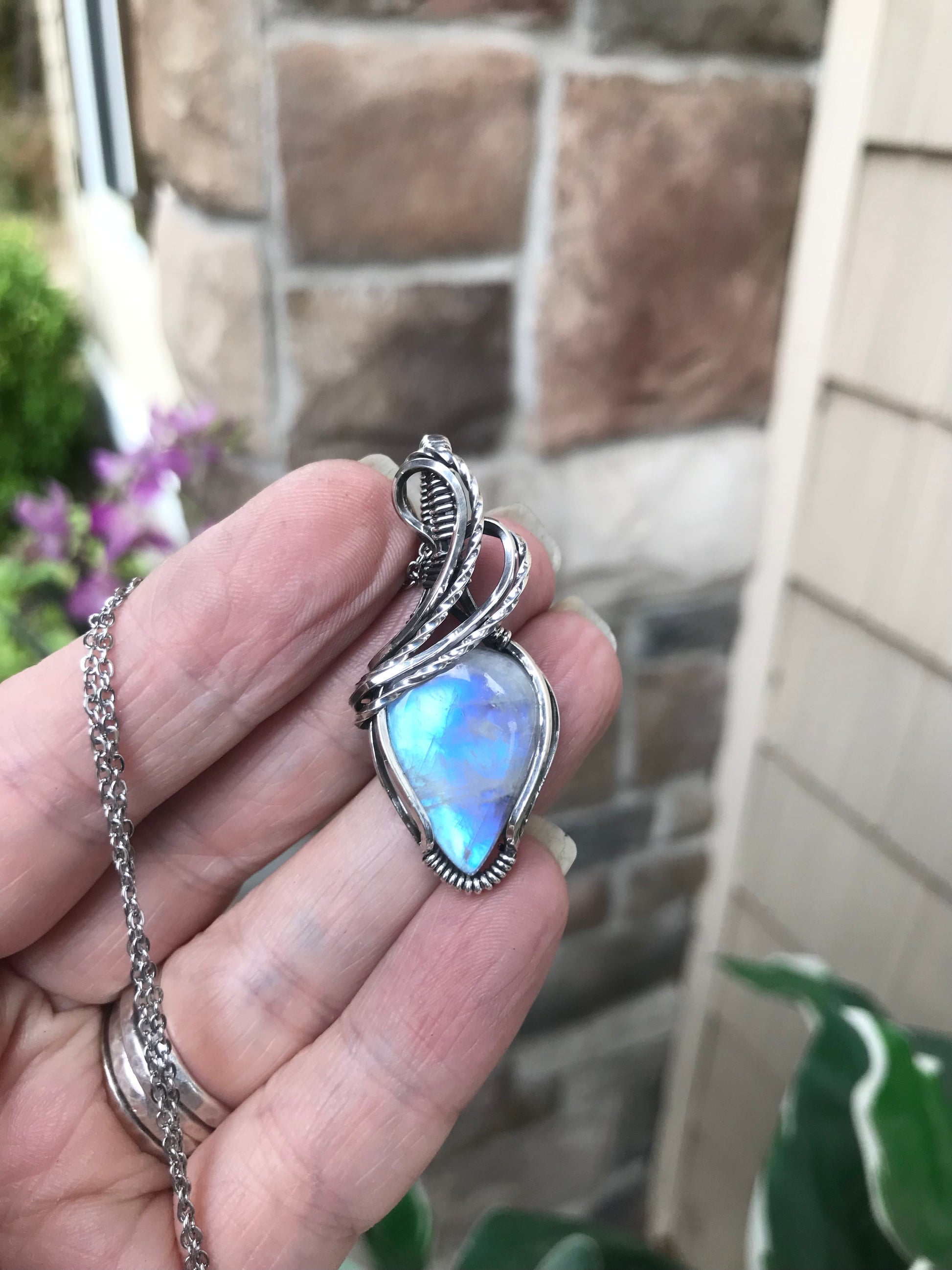 Moonstone Small Silver Necklace