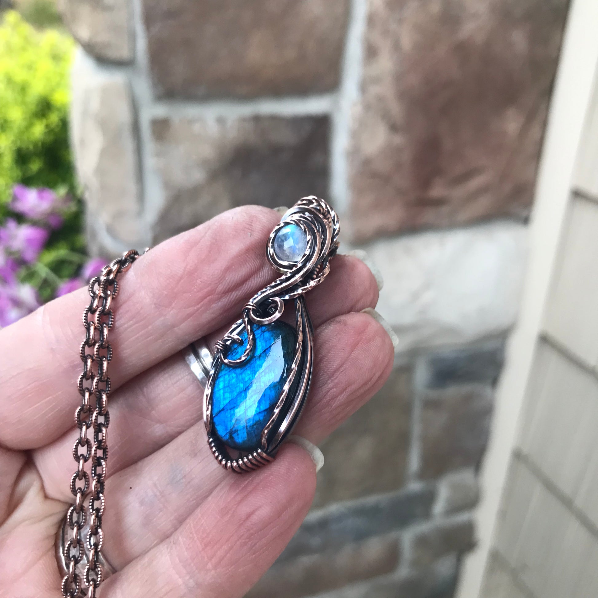 Blue Labradorite & Moonstone Oval Copper Necklace