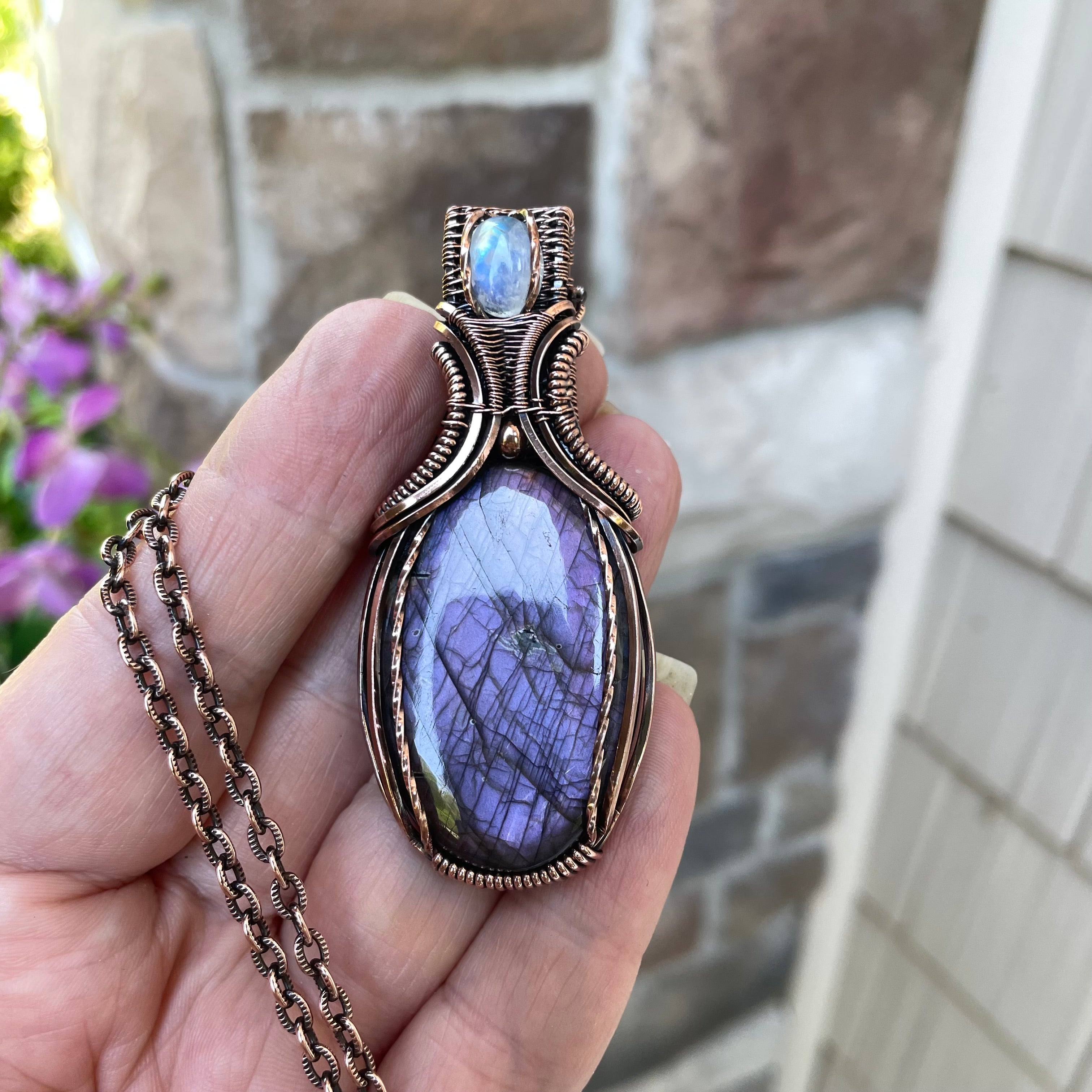 Purple Labradorite & Moonstone Oval Copper Necklace with Weaving