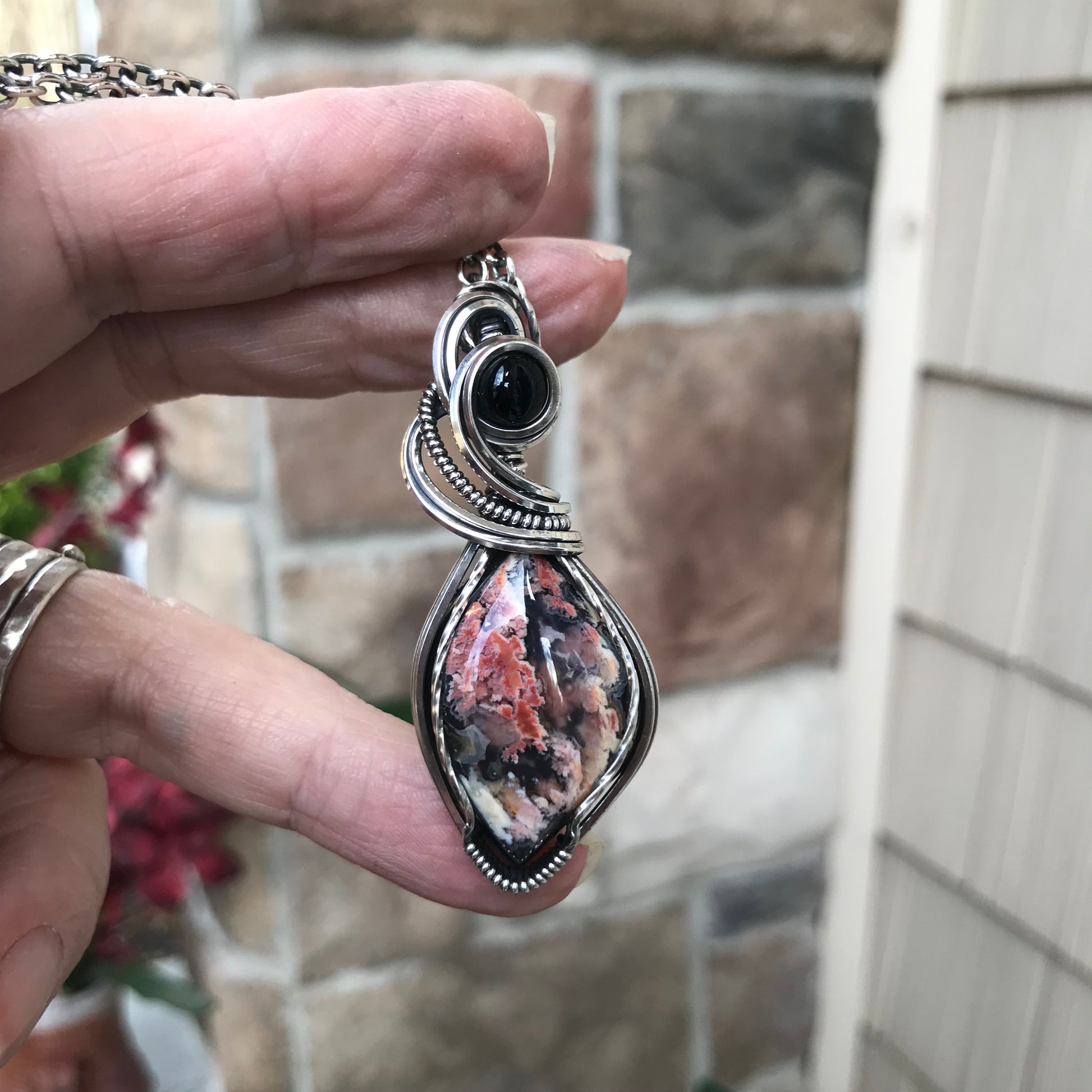 Feather Ridge Plume Agate Doublet & Black Onyx Sterling Silver Necklace