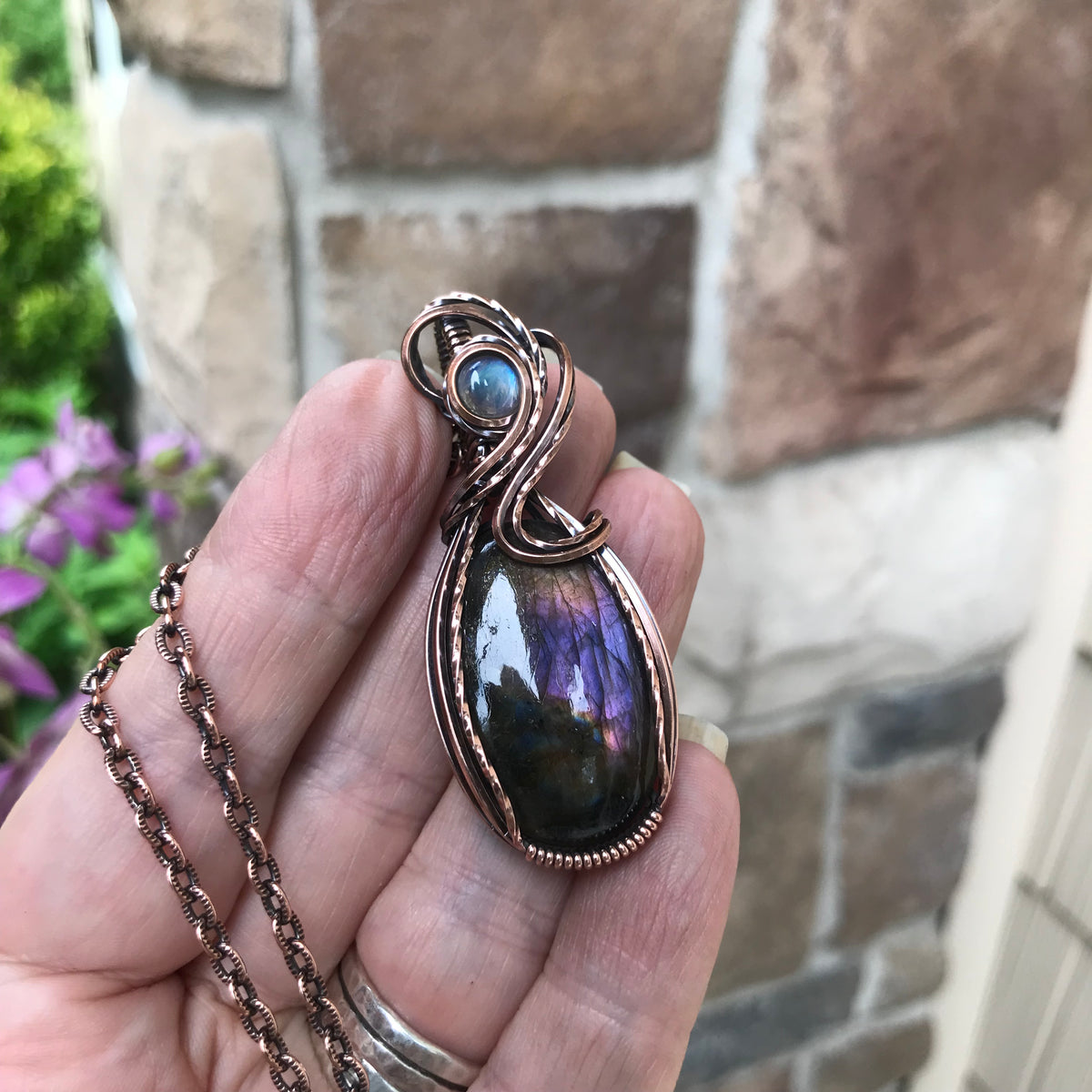 Dark Purple Labradorite & Moonstone Oval Copper Necklace