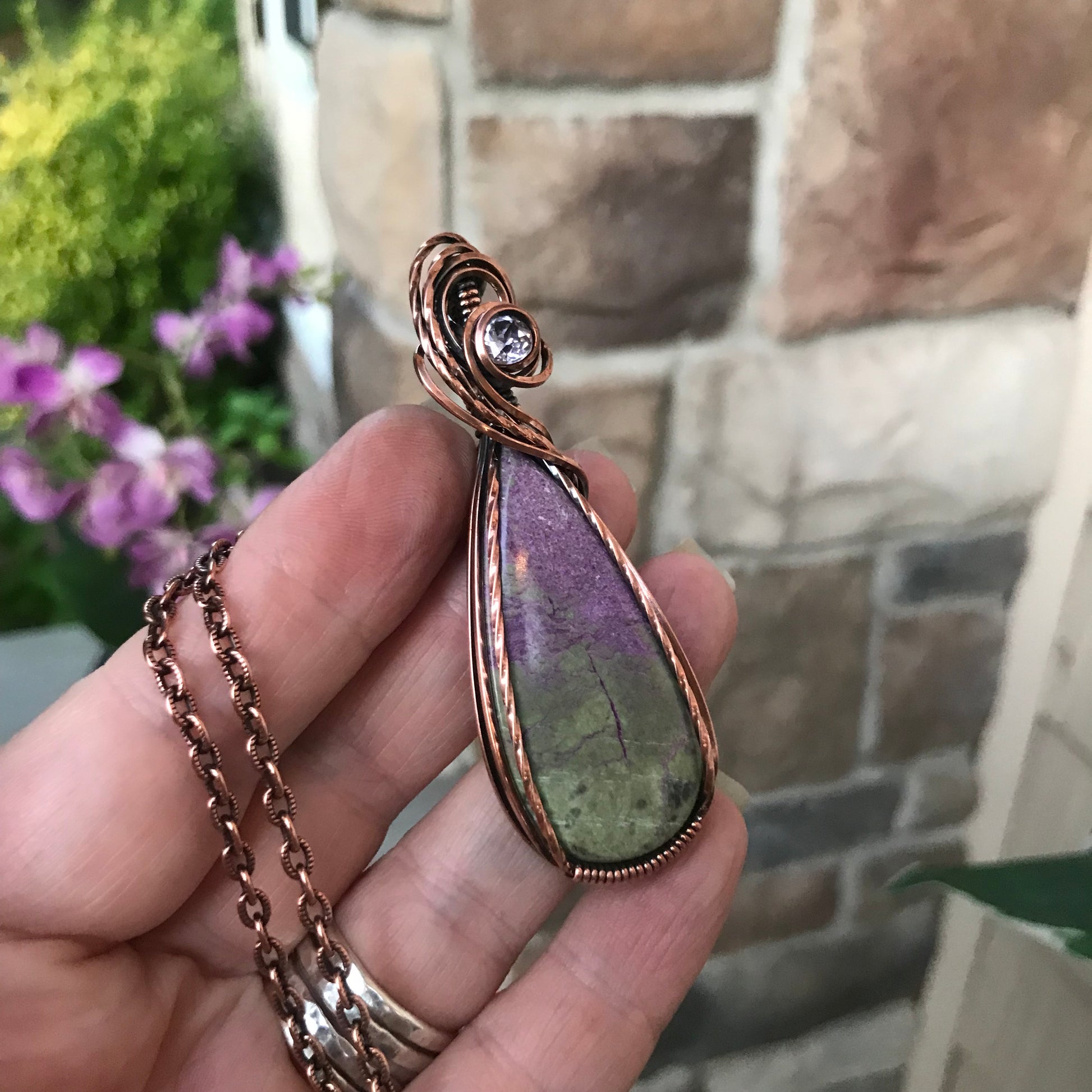Stichtite & Pink Amethyst Slender Swirly Copper Pendant