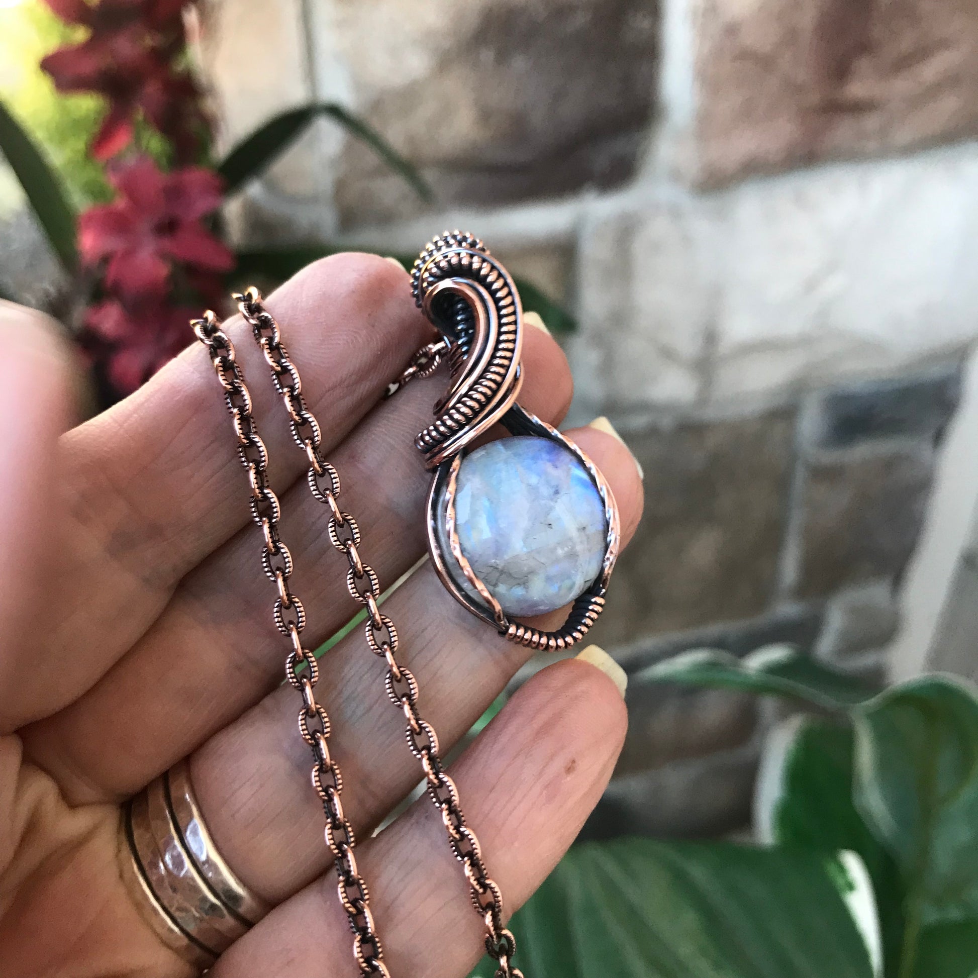 Blue Moonstone Round Copper Necklace