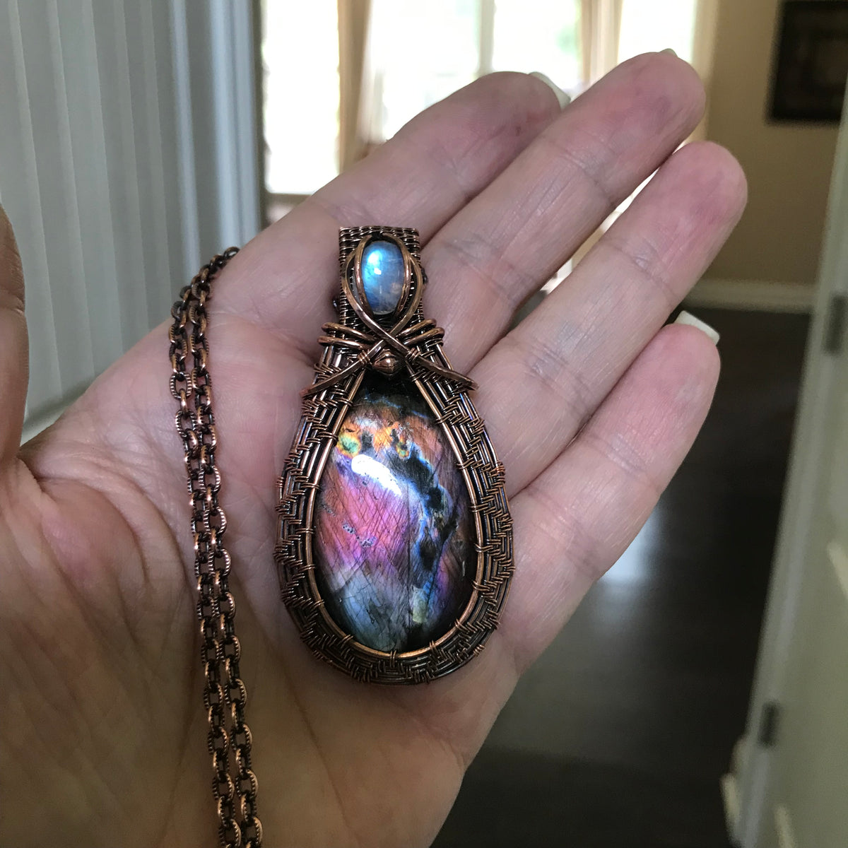 Maroon Blue Labradorite & Moonstone Oval Copper Necklace with Weaving