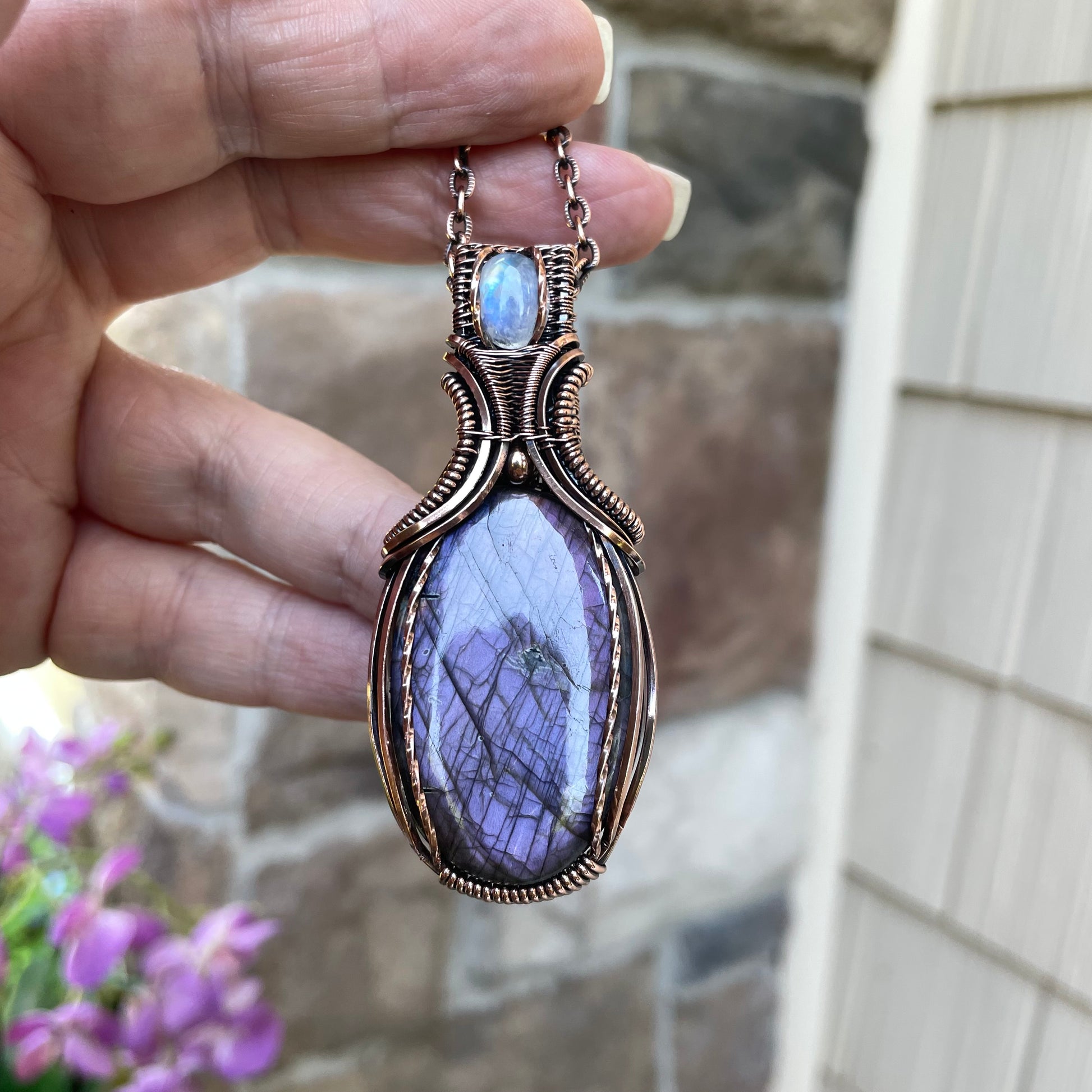 Purple Labradorite & Moonstone Oval Copper Necklace with Weaving
