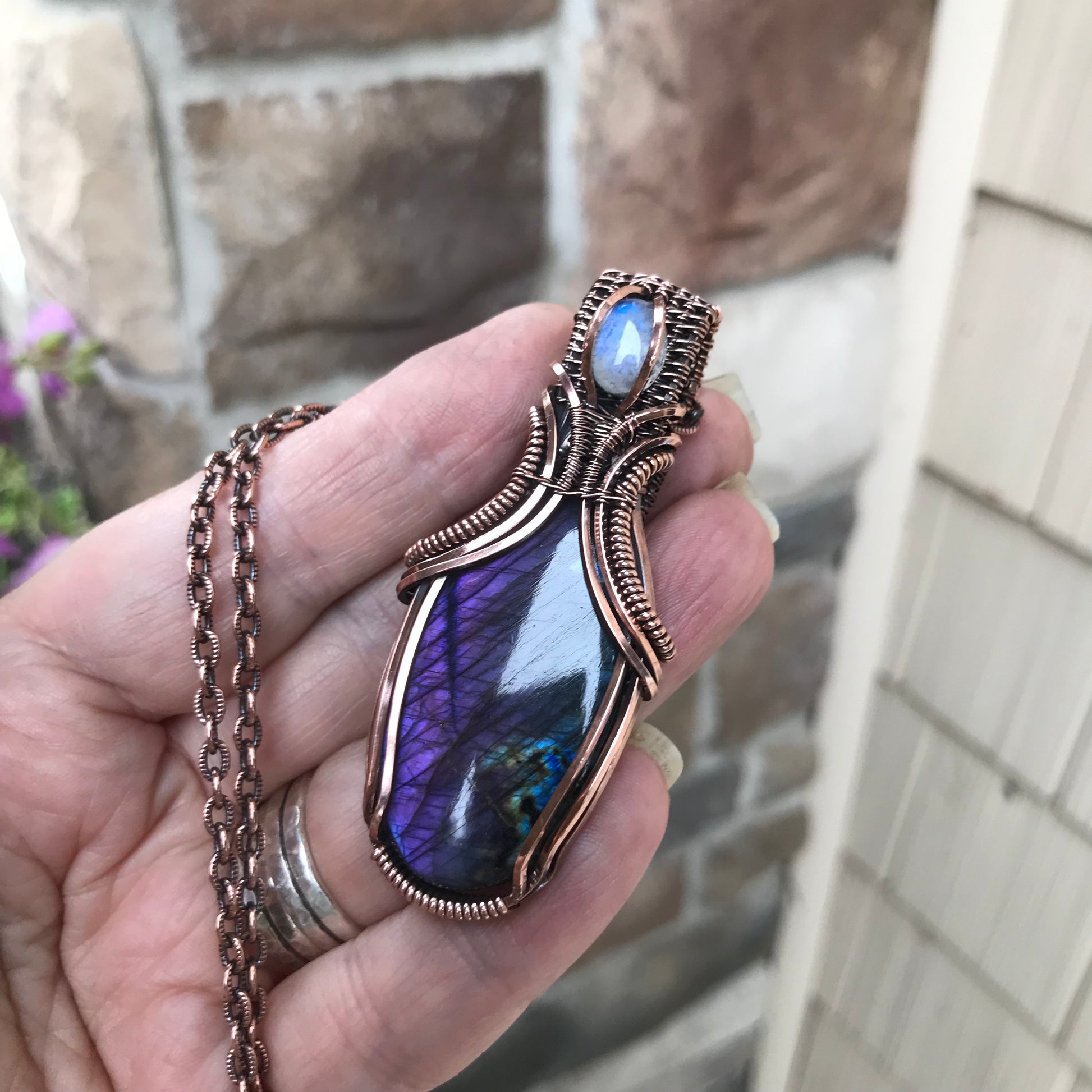 Purple Labradorite & Moonstone Oval Copper Necklace with Weaving