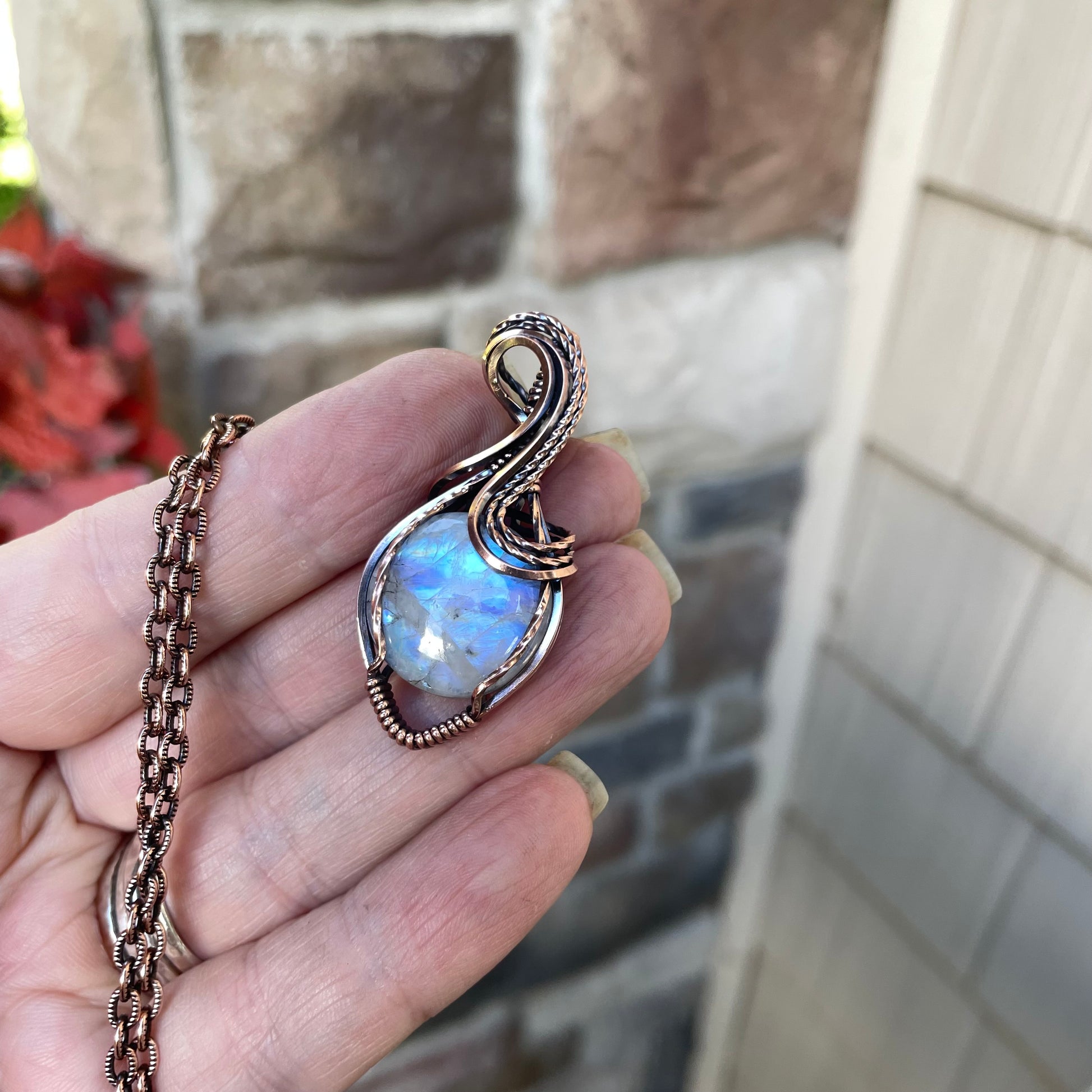 Blue Moonstone Round Copper Necklace