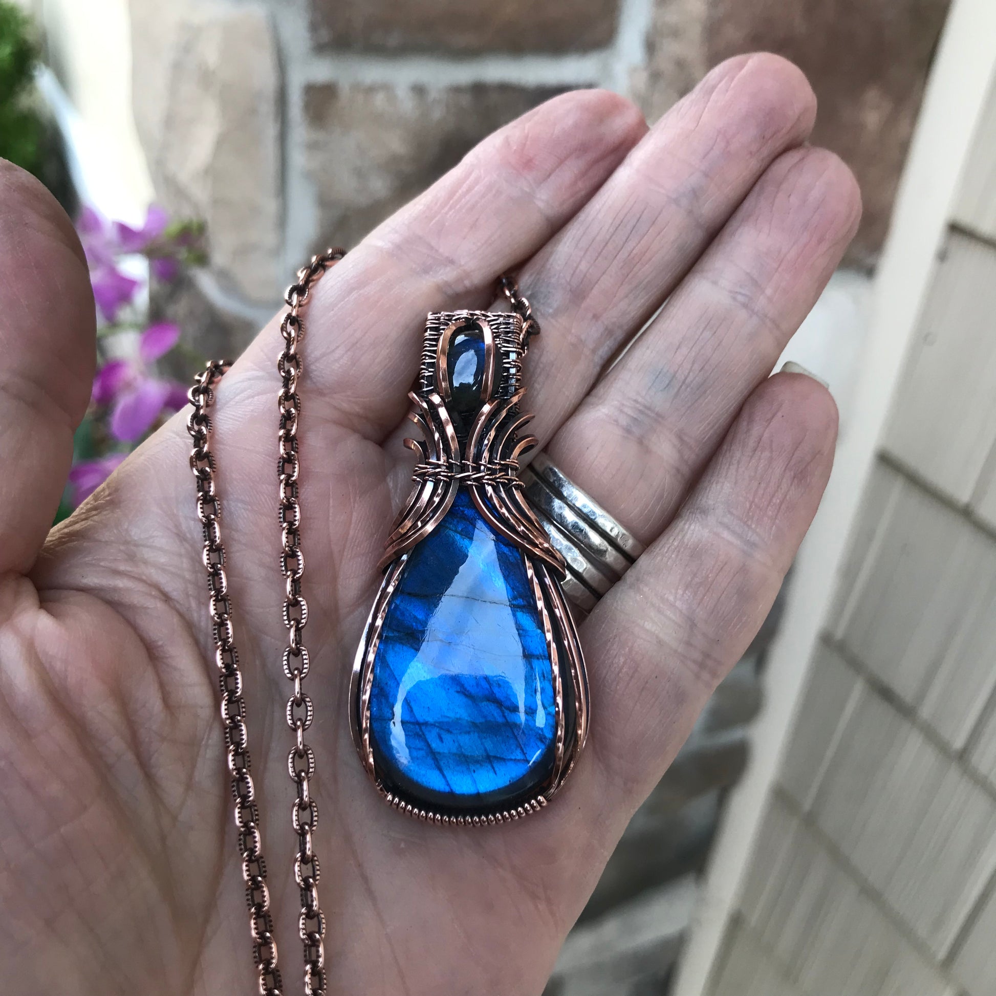 Blue Labradorite Copper Pendant with Weaving