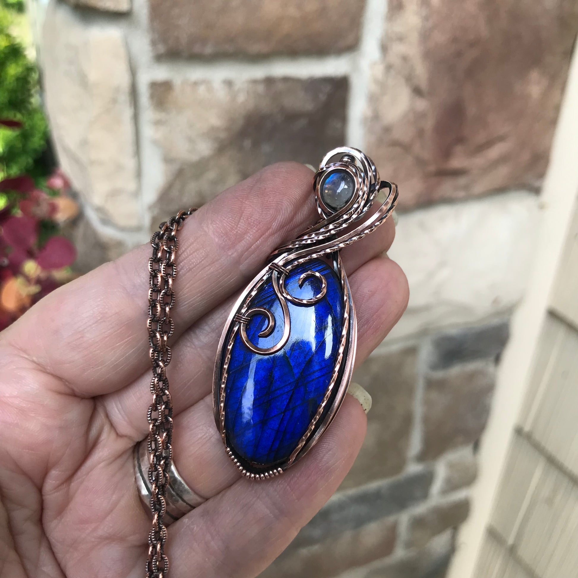 Electric Blue Labradorite Swirly Oval Copper Pendant