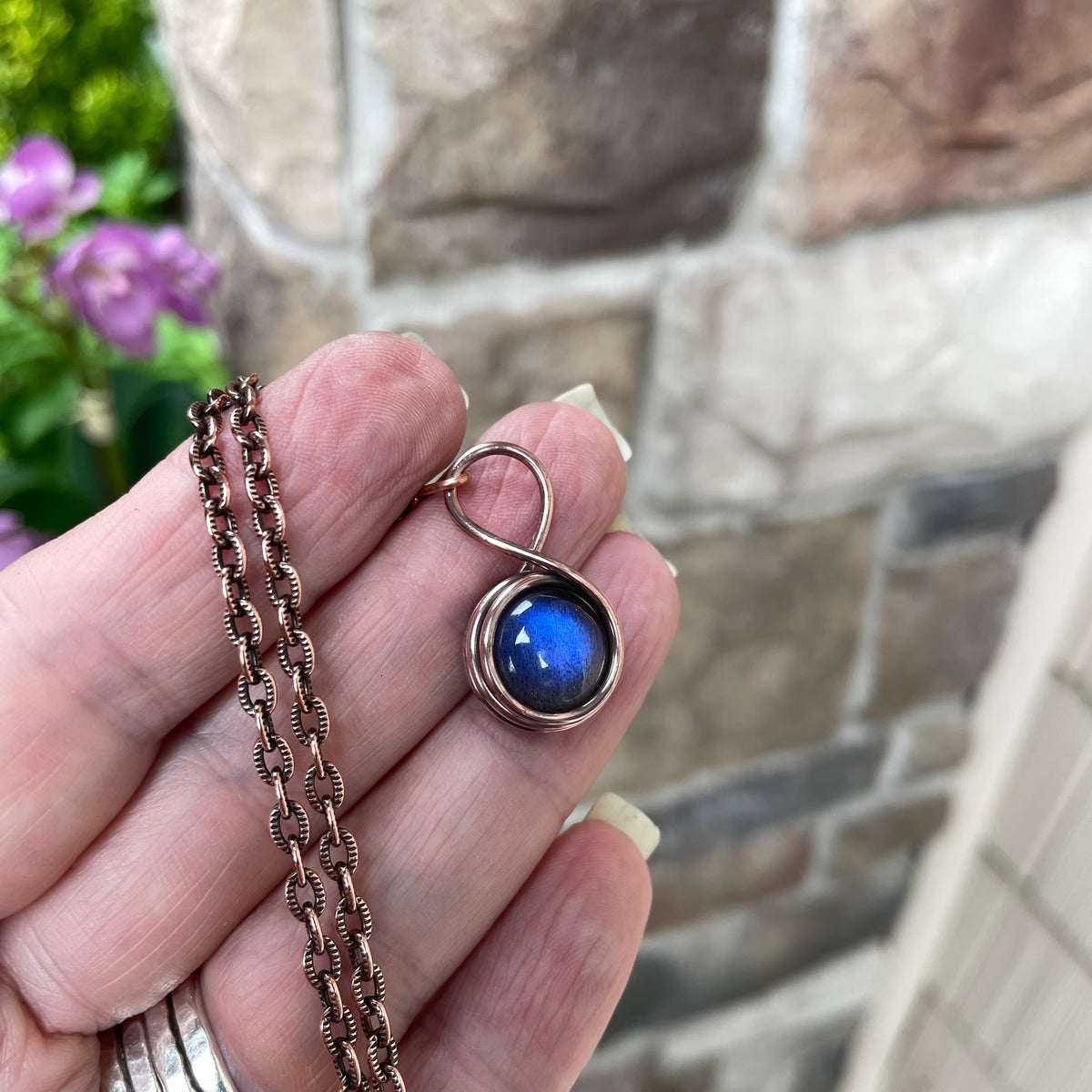 Blue Labradorite Round Mini Copper Pendant