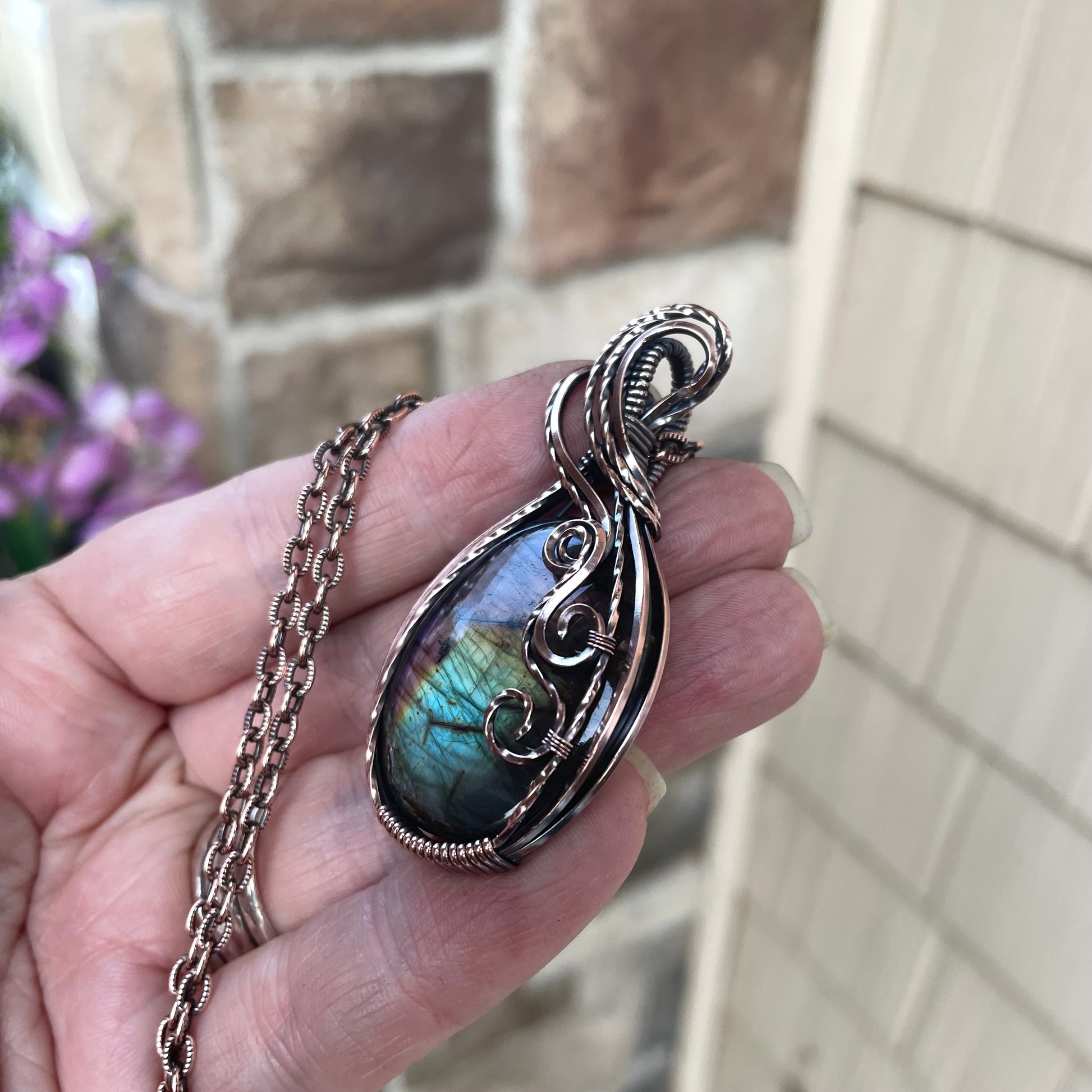 Rainbow Labradorite Oval Swirly Copper Necklace