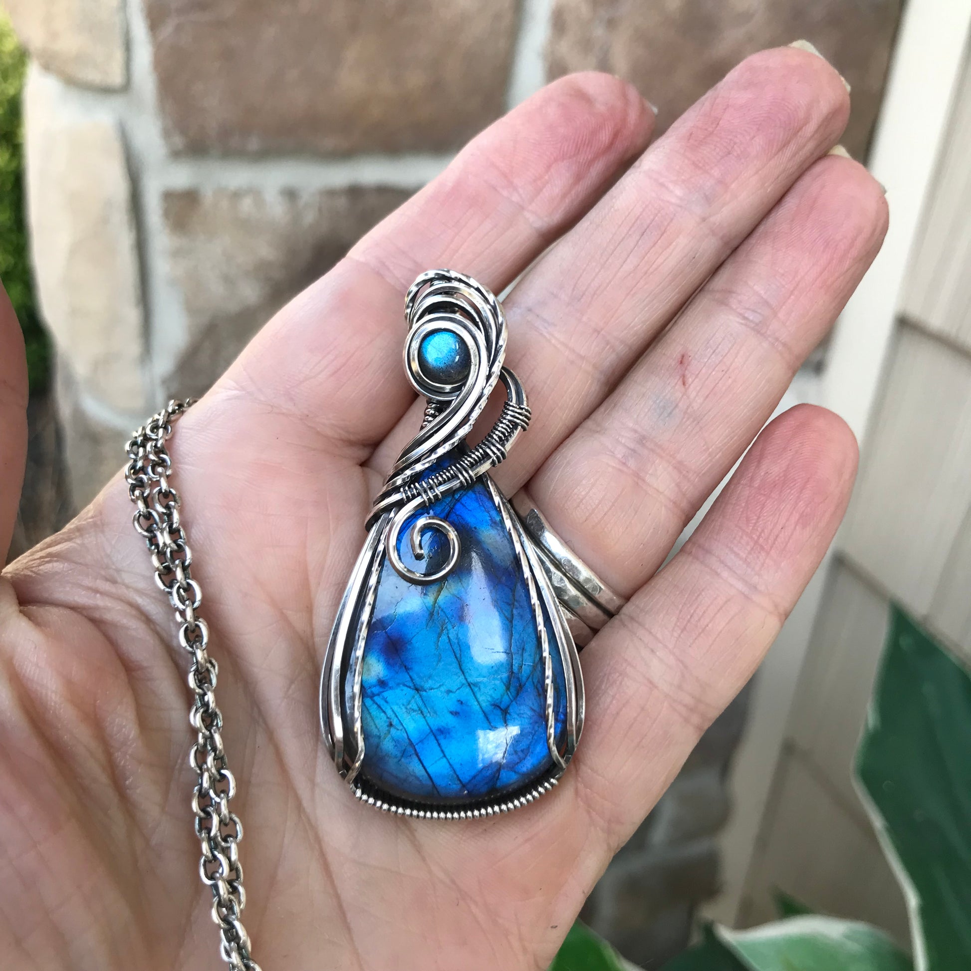 CUSTOM LISTING - Labradorite  Silver Pendant