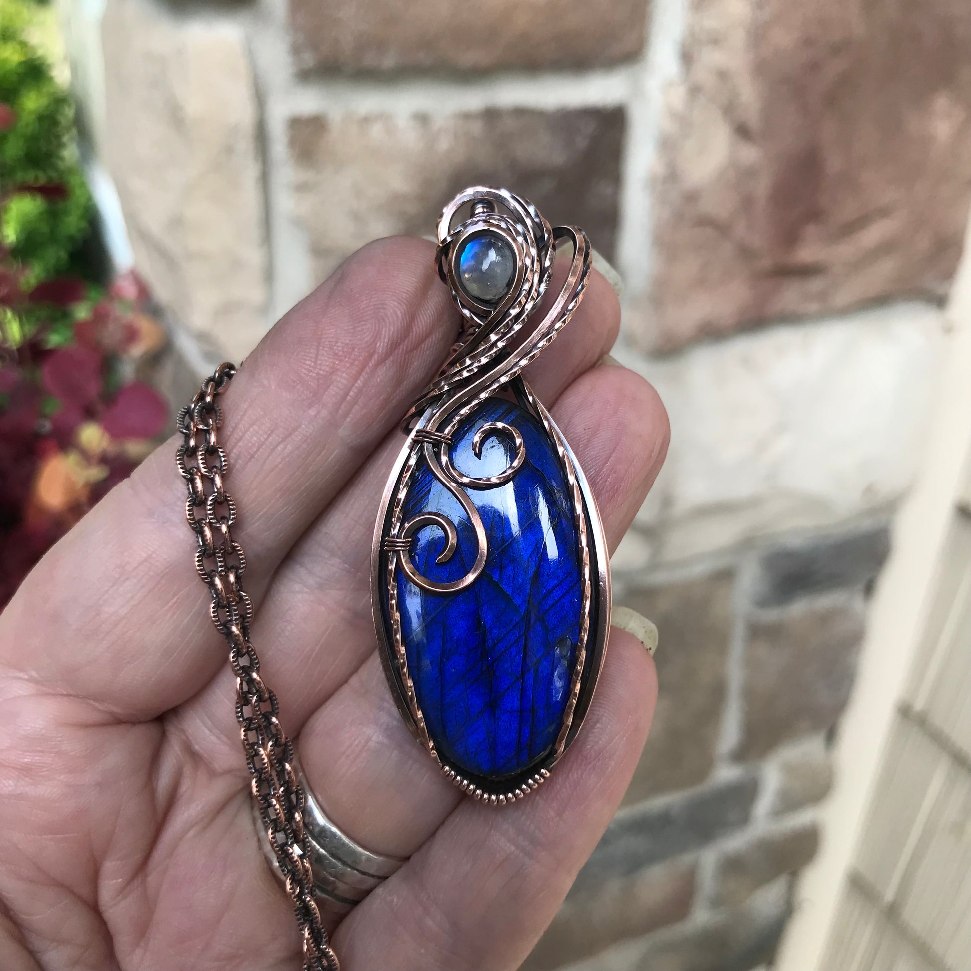 Electric Blue Labradorite Swirly Oval Copper Pendant