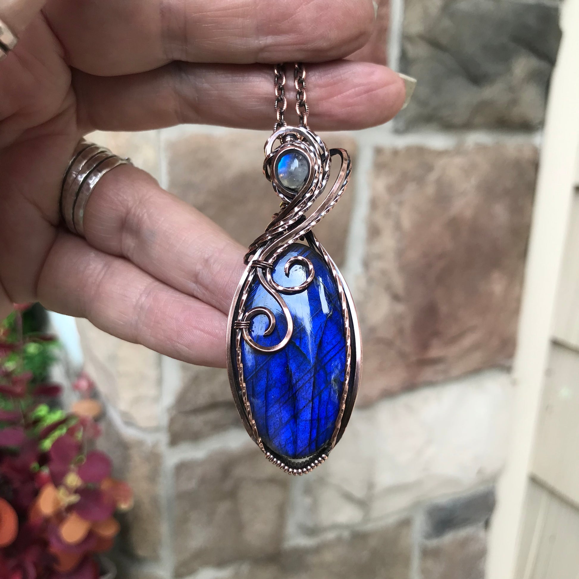 Electric Blue Labradorite Swirly Oval Copper Pendant