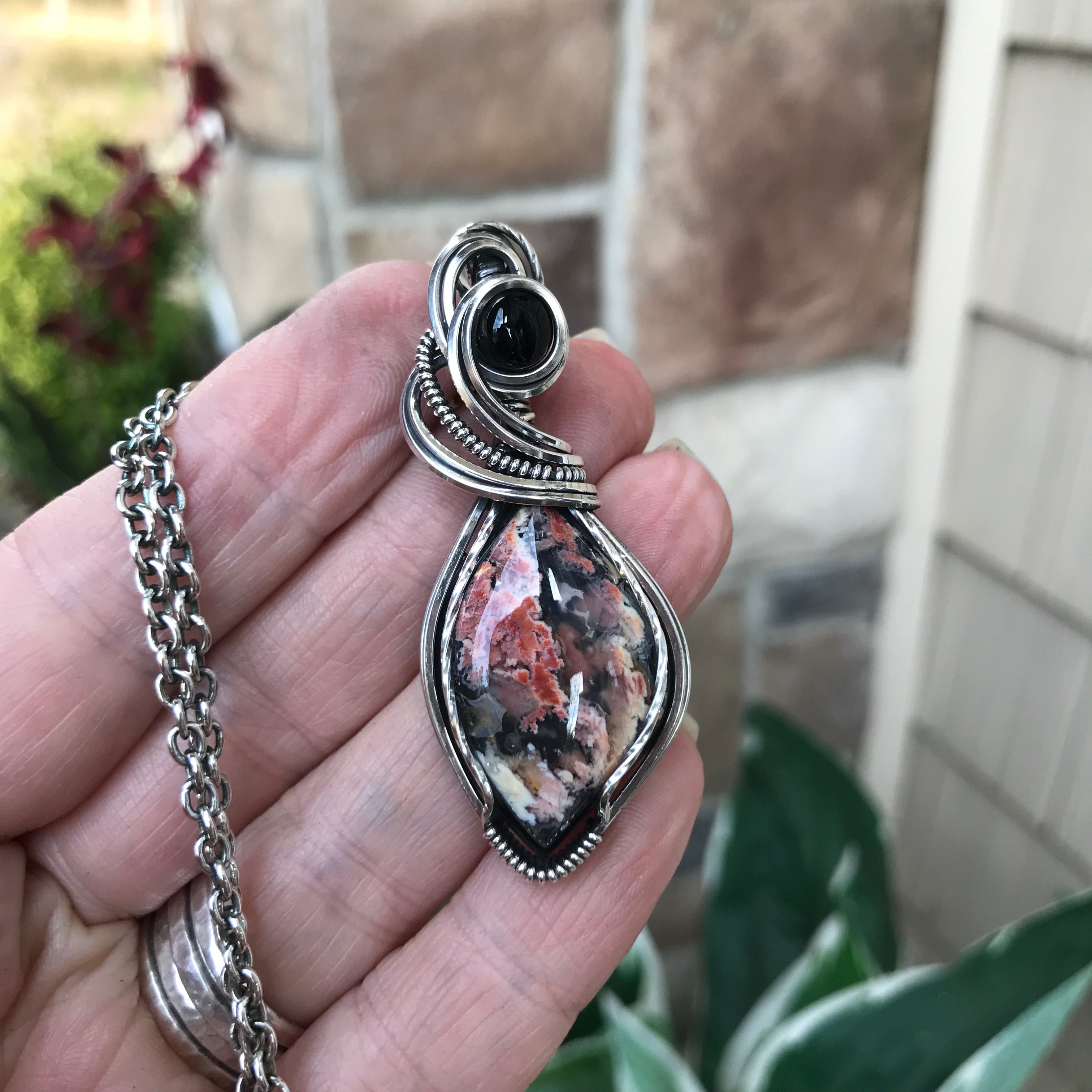 Feather Ridge Plume Agate Doublet & Black Onyx Sterling Silver Necklace