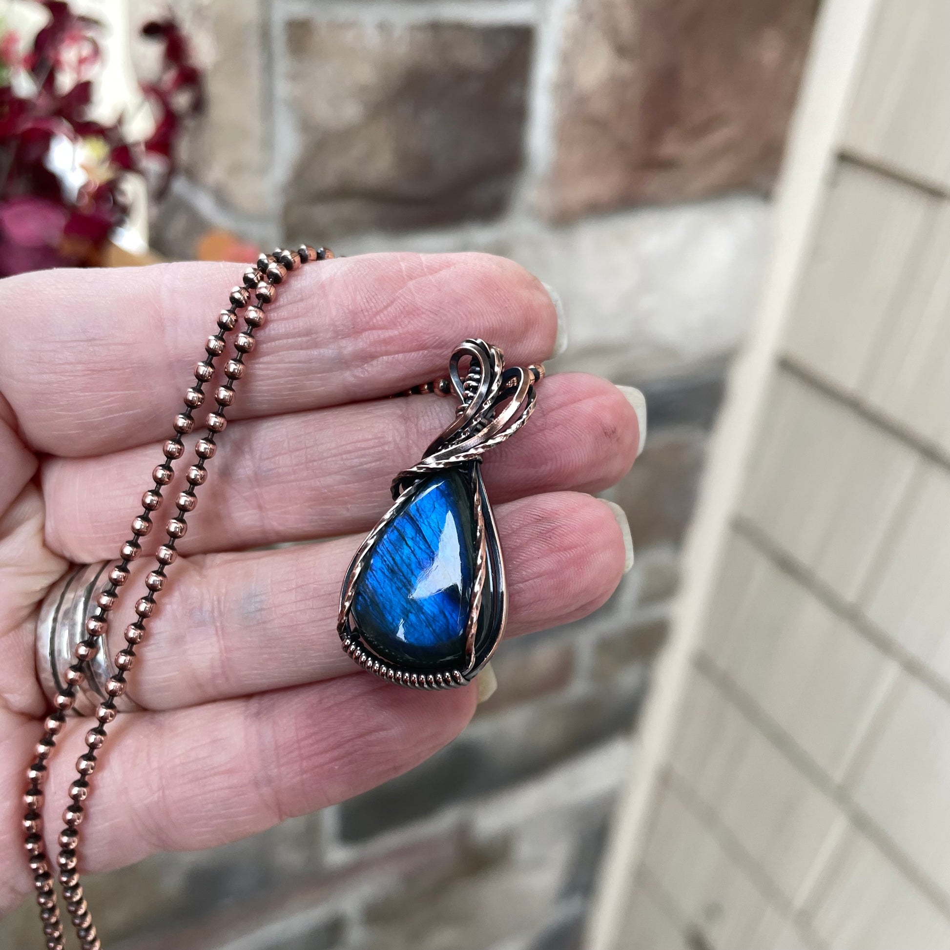Dark Blue Labradorite Small Copper Necklace