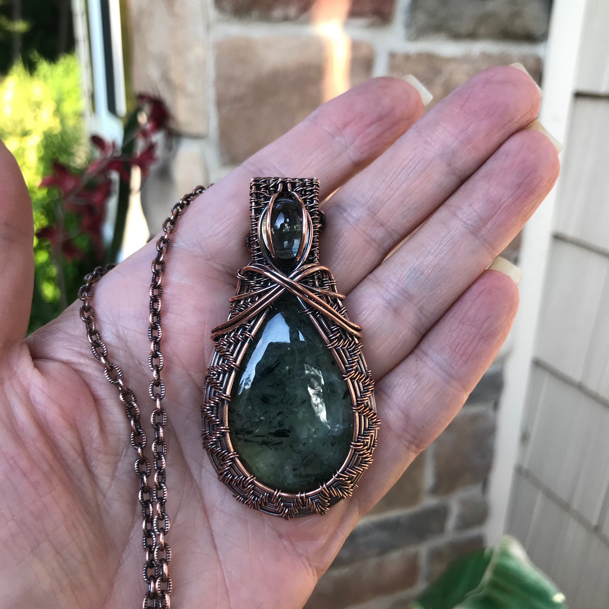 Prehnite & Prasiolite Woven Copper Pendant