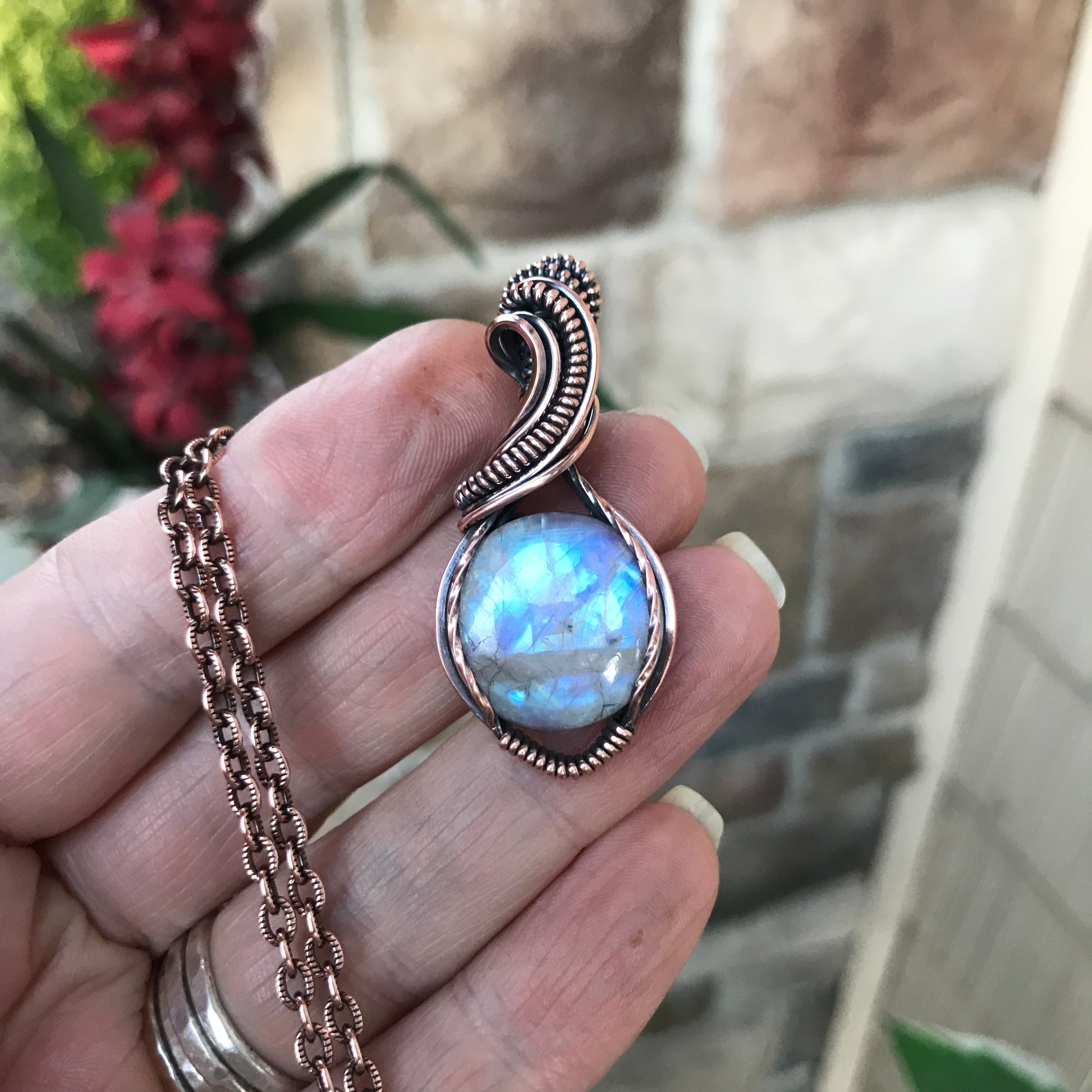 Blue Moonstone Round Copper Necklace