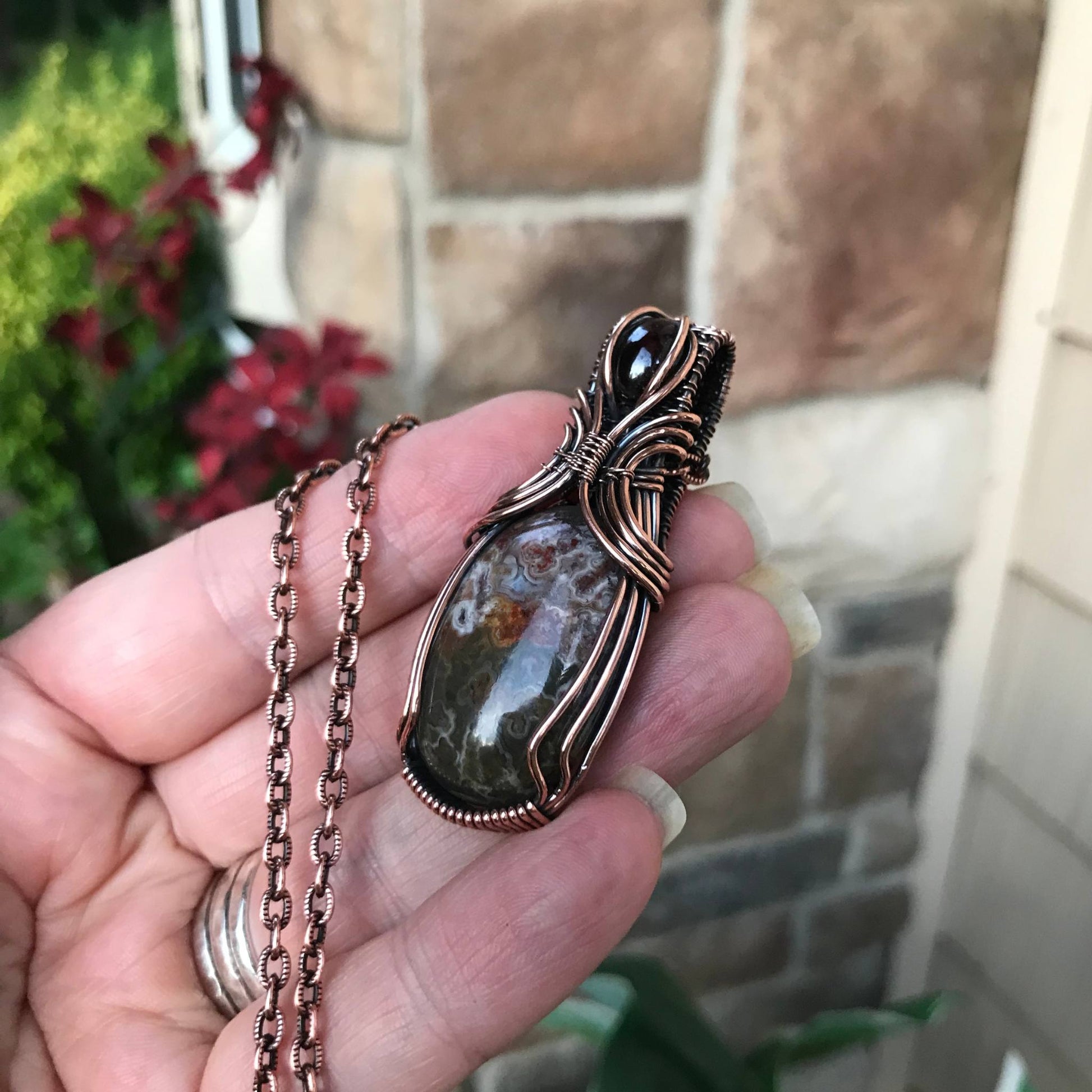 Green Mexican Crazy Lace Agate & Garnet Woven Bail Copper Pendant