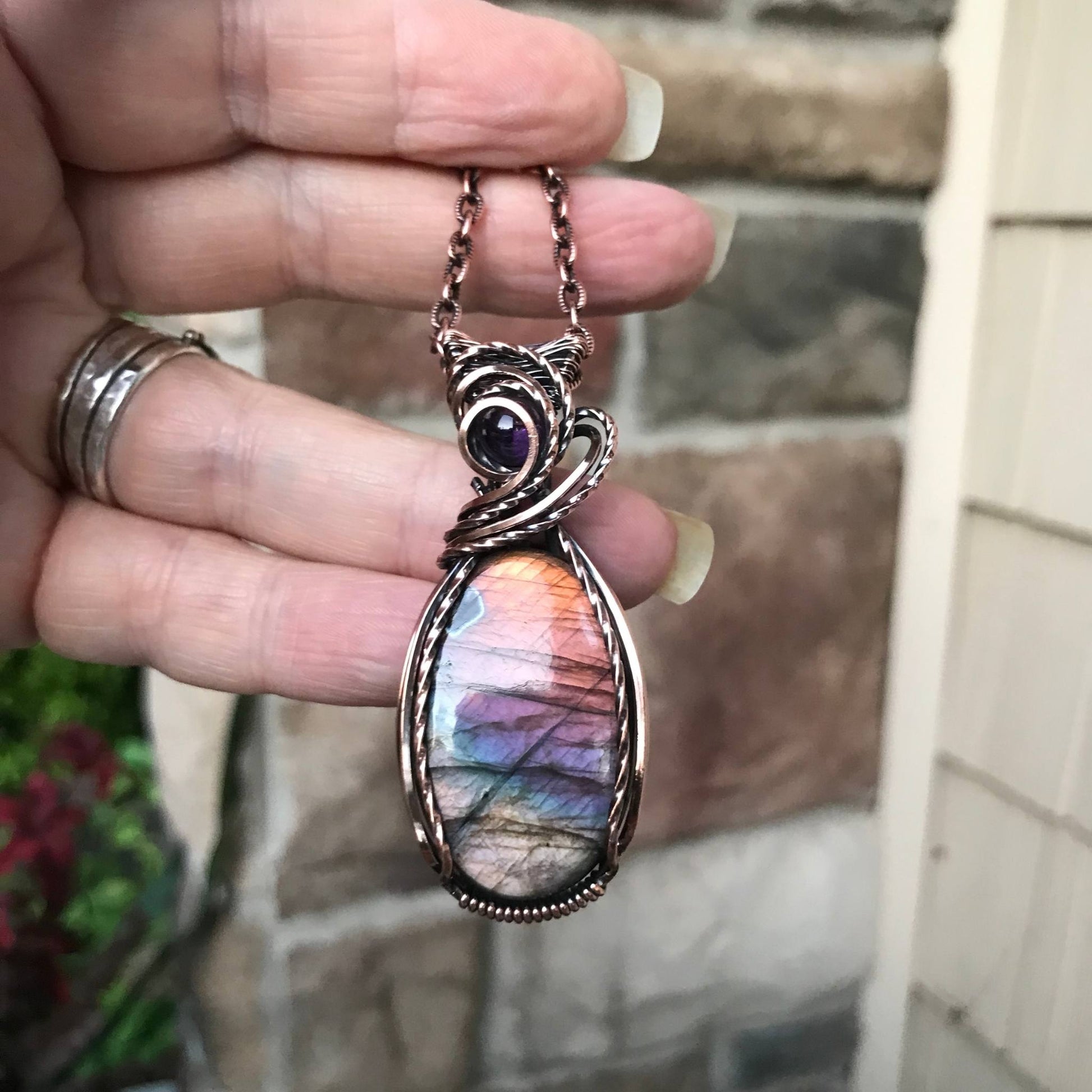 Rainbow Labradorite & Amethyst Oval Copper Pendant