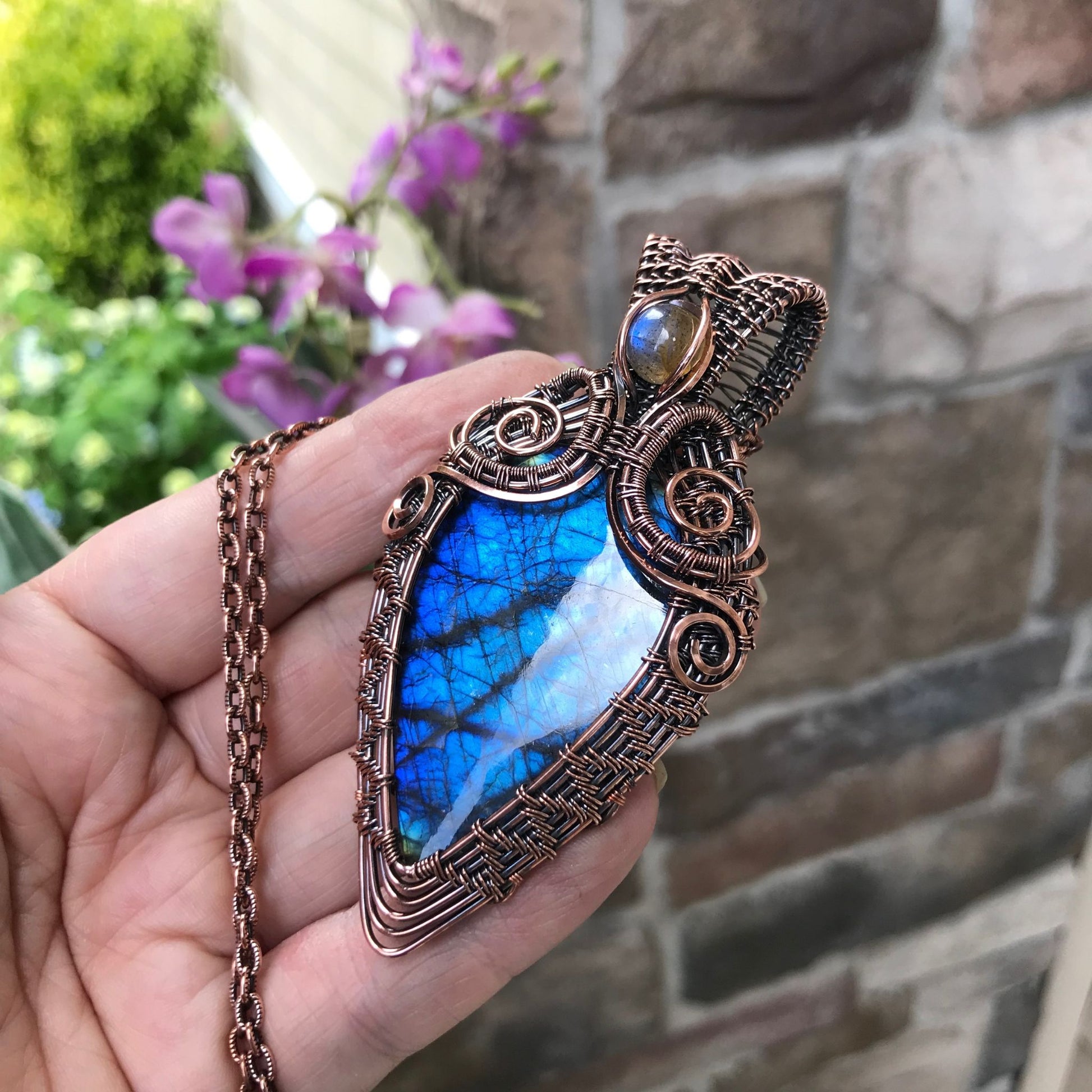 Blue Labradorite Ornate Wire Weave Pendant