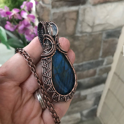 Blue Labradorite & Moonstone Copper Wire Weave Pendant