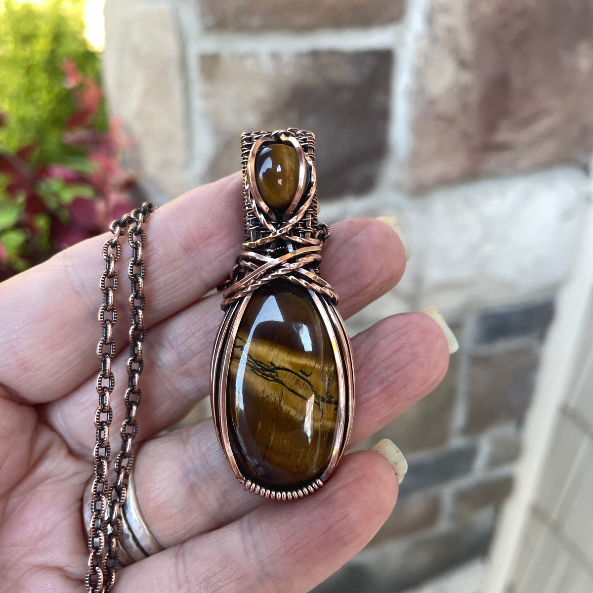 Tiger Eye Oval Copper Pendant with Weaving