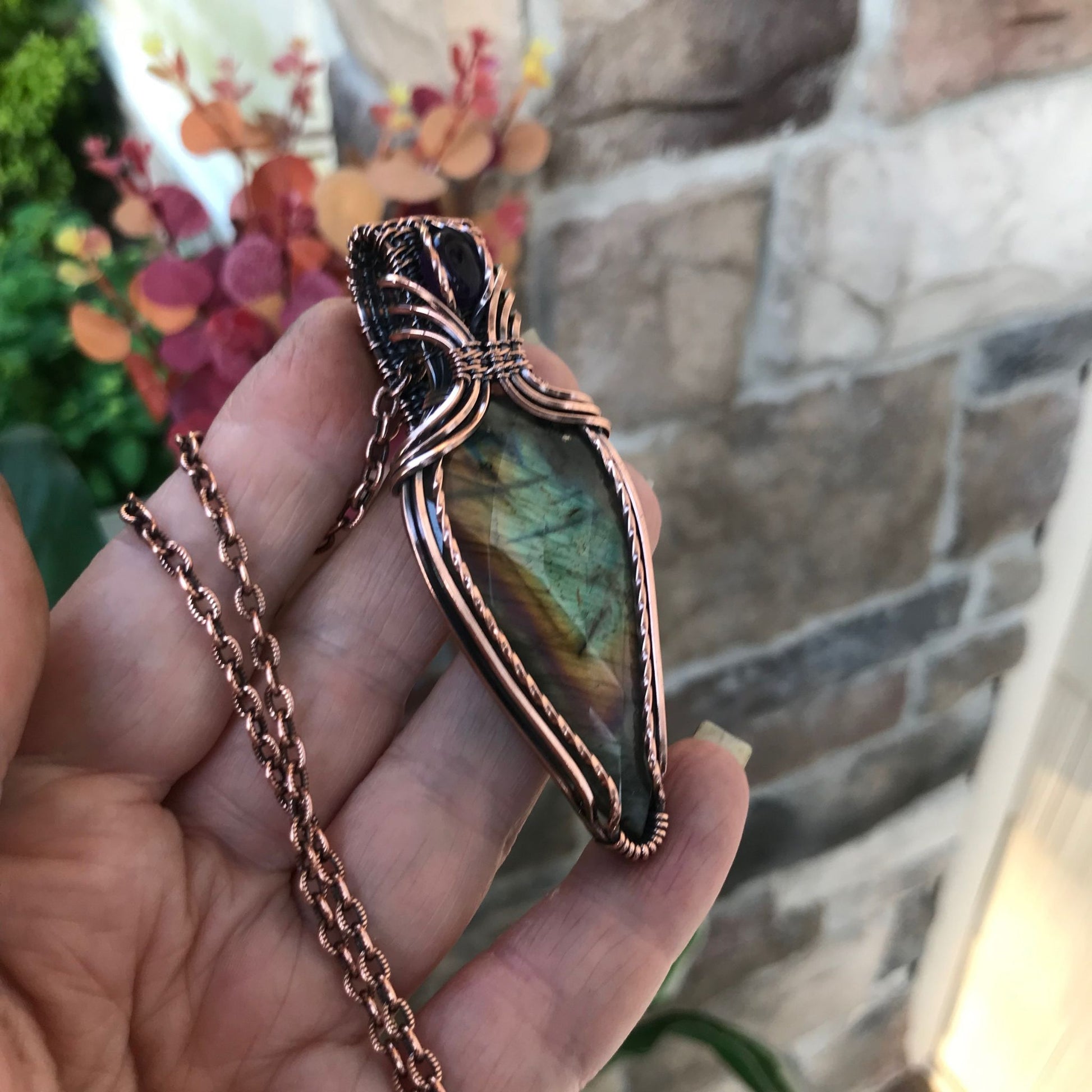 Green Rainbow Labradorite & Amethyst Copper Pendant