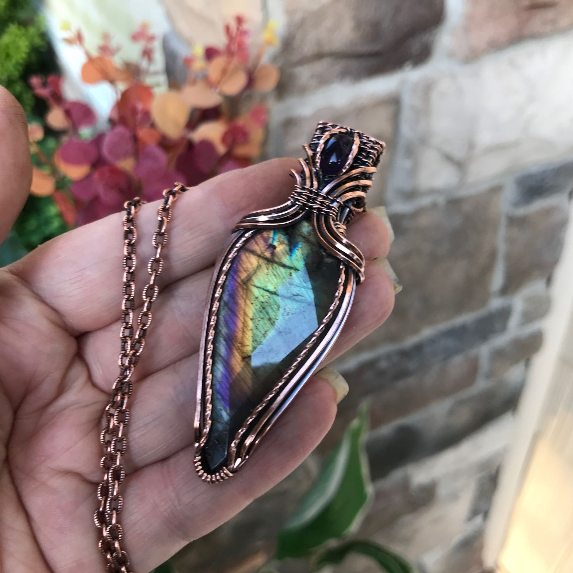 Green Rainbow Labradorite & Amethyst Copper Pendant