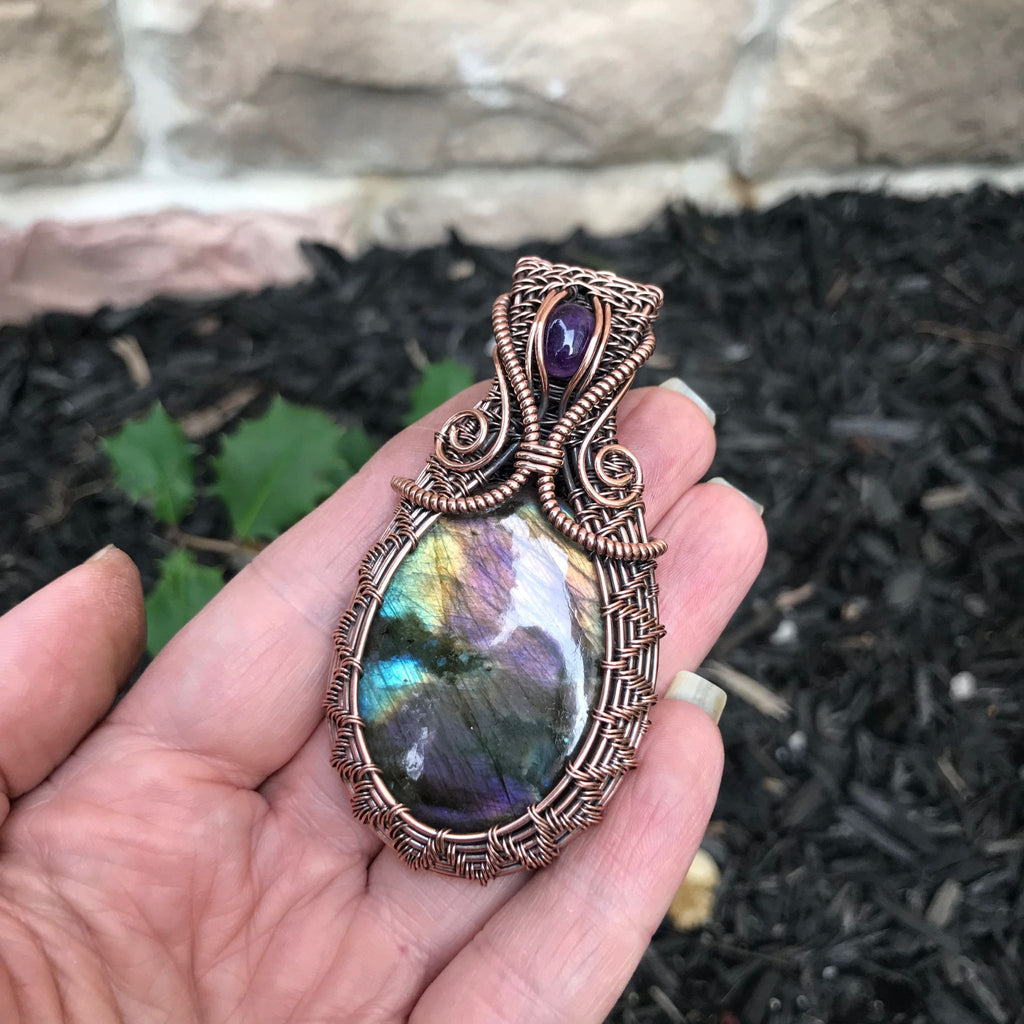 rainbow labradorite amethyst wire woven pendant