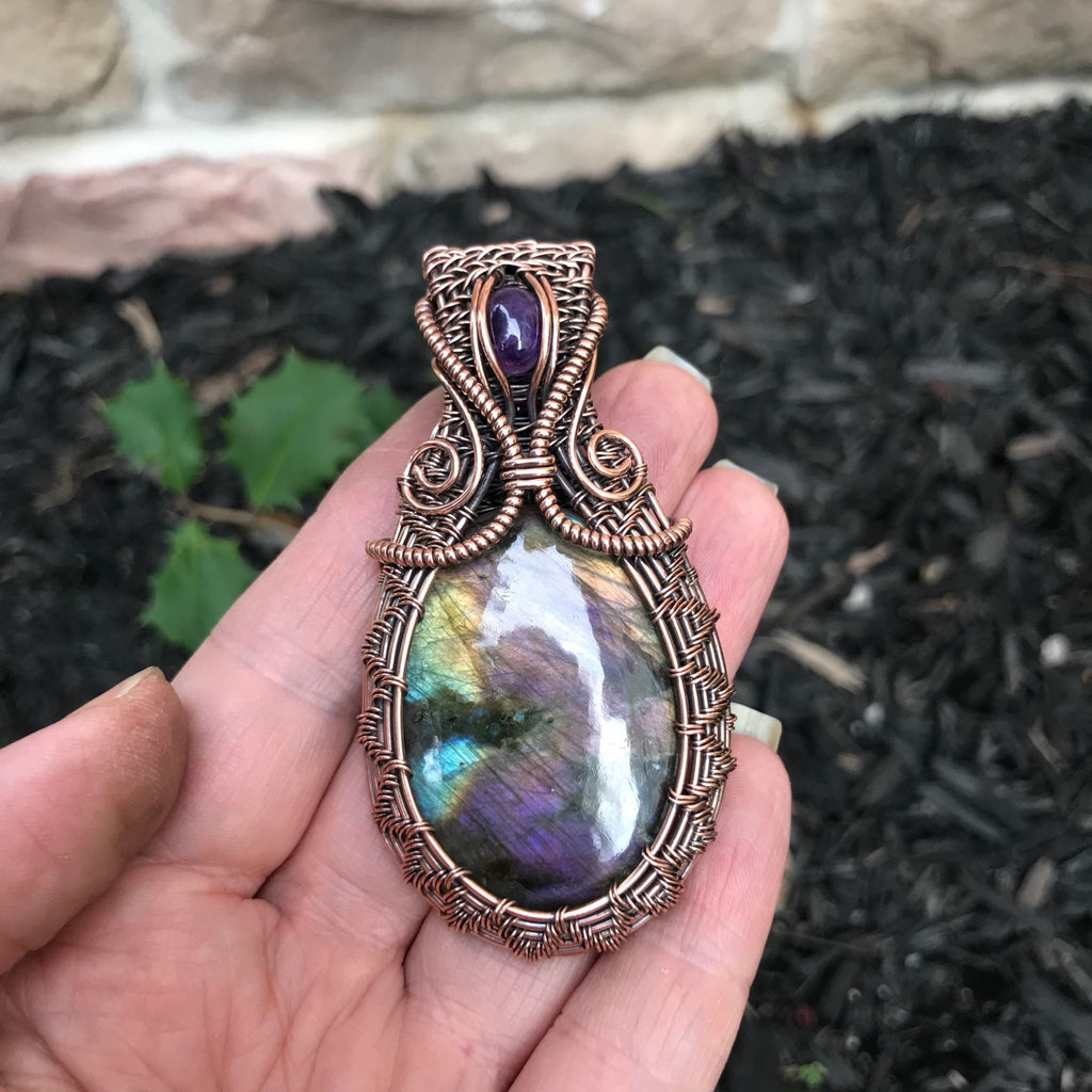 rainbow labradorite amethyst wire woven pendant