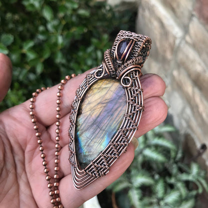 rainbow-labradorite-amethyst-wire-wrapped-woven-copper-pendant-necklace-moonlet-jewelry